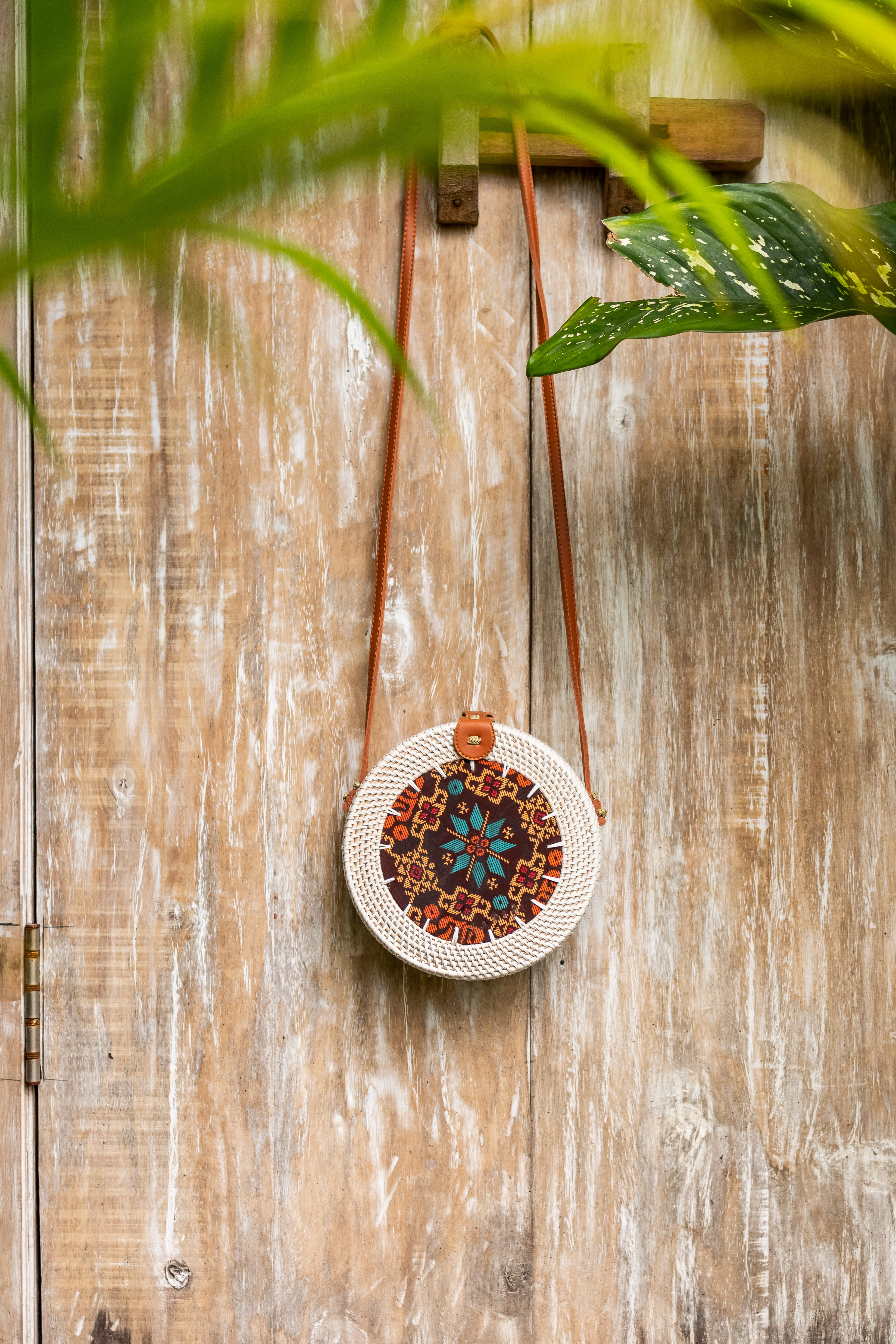 brown, accessory, food and drink, green color, wood - material, indoors, table, fruit, plant, wood, 5K, still life, plant part, food, background, colors, Phone HD Wallpaper