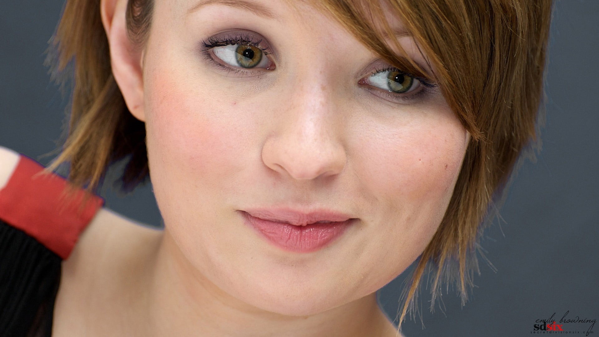 human face, emotion, headshot, young women, brunette, contemplation, beautiful woman, teenager, 1080P, front view, Emily Browning, close-up, beauty, young adult, HD Wallpaper
