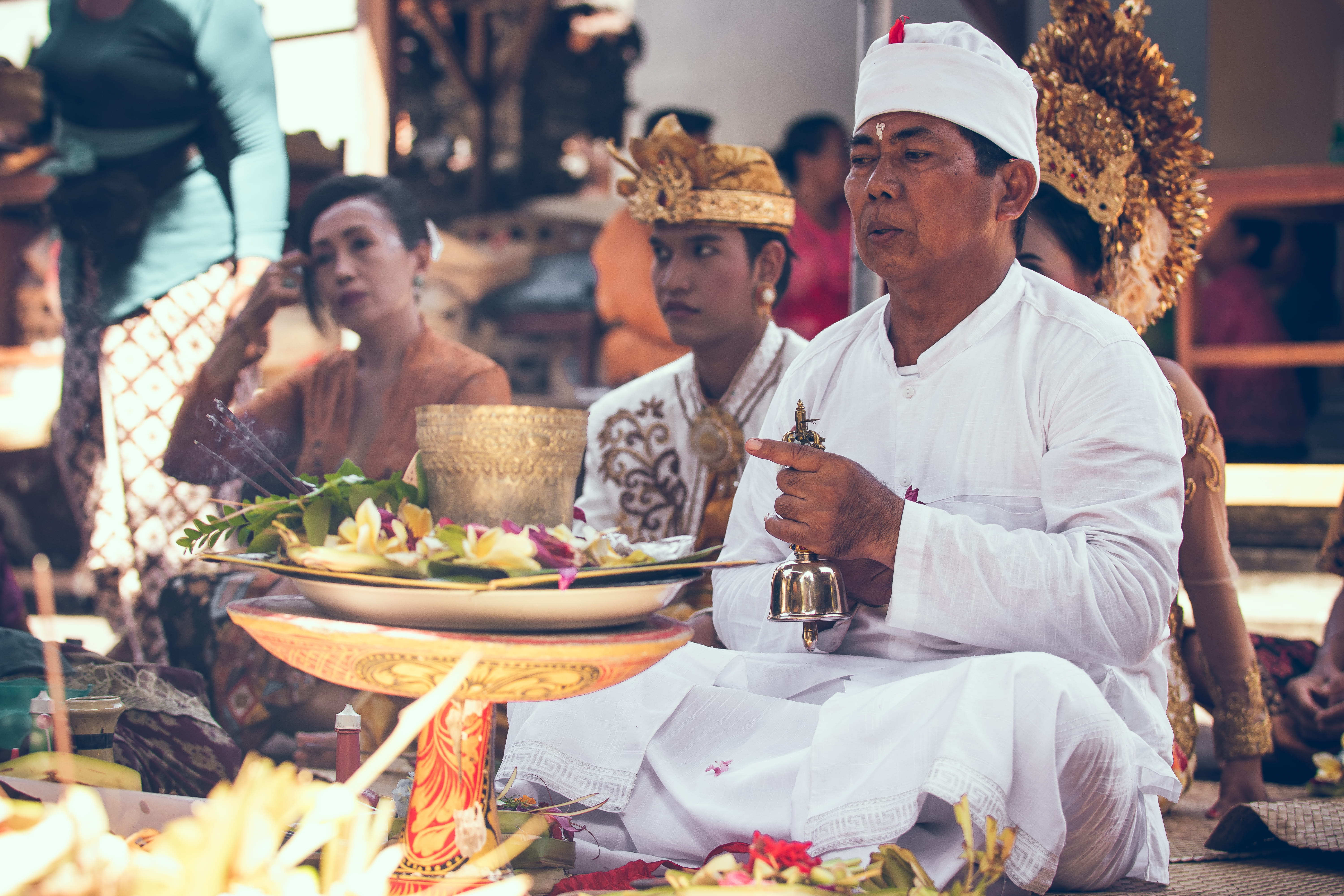 market, business, jewellery, sitting, near, freshness, food and drink, men, casual clothing, couple, marriage, hat, happiness, wedding, festival, table, HD Wallpaper