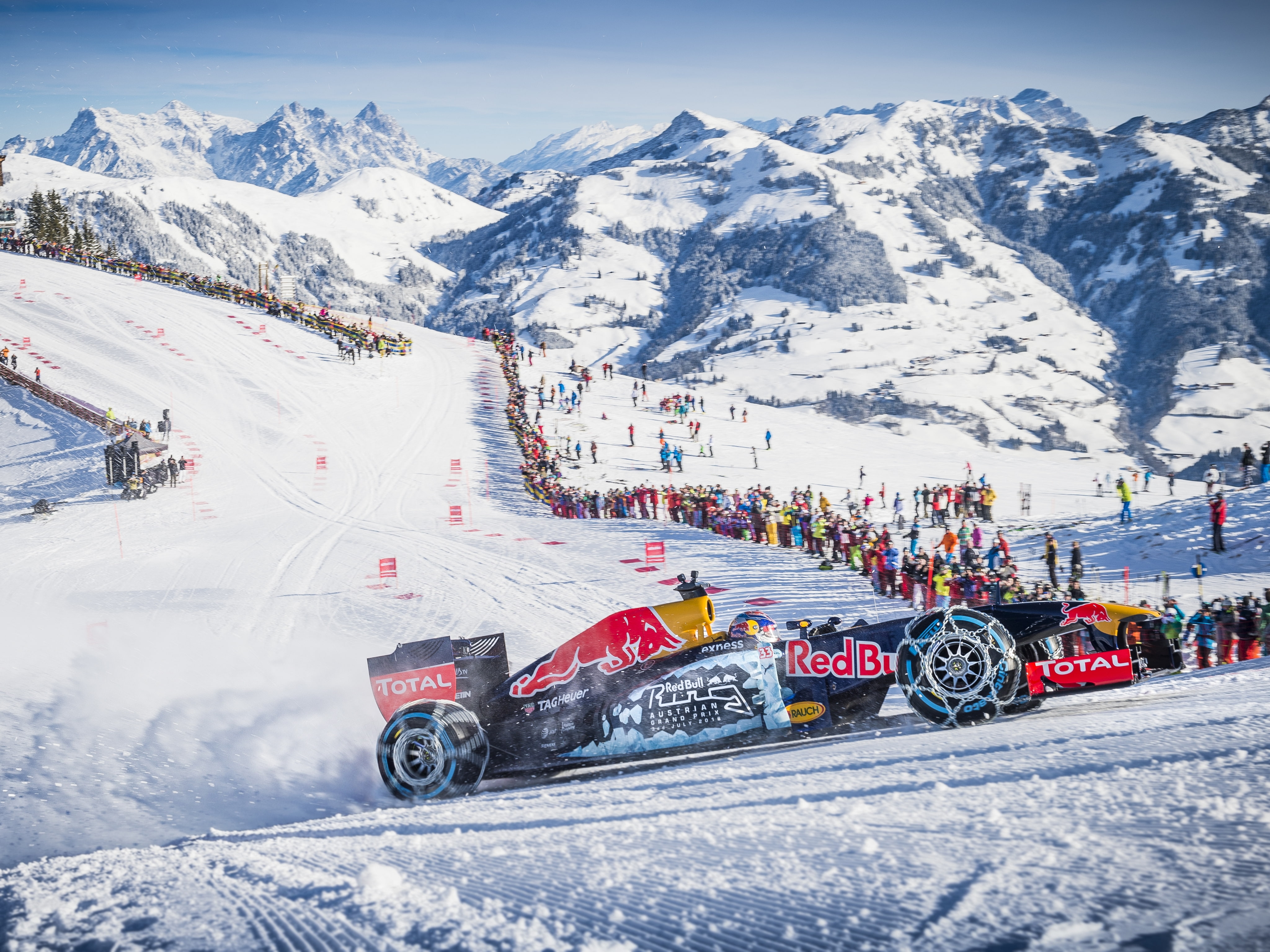 Red Bull RB7, Racing car, Formula One, 4K, 4K, HD Wallpaper