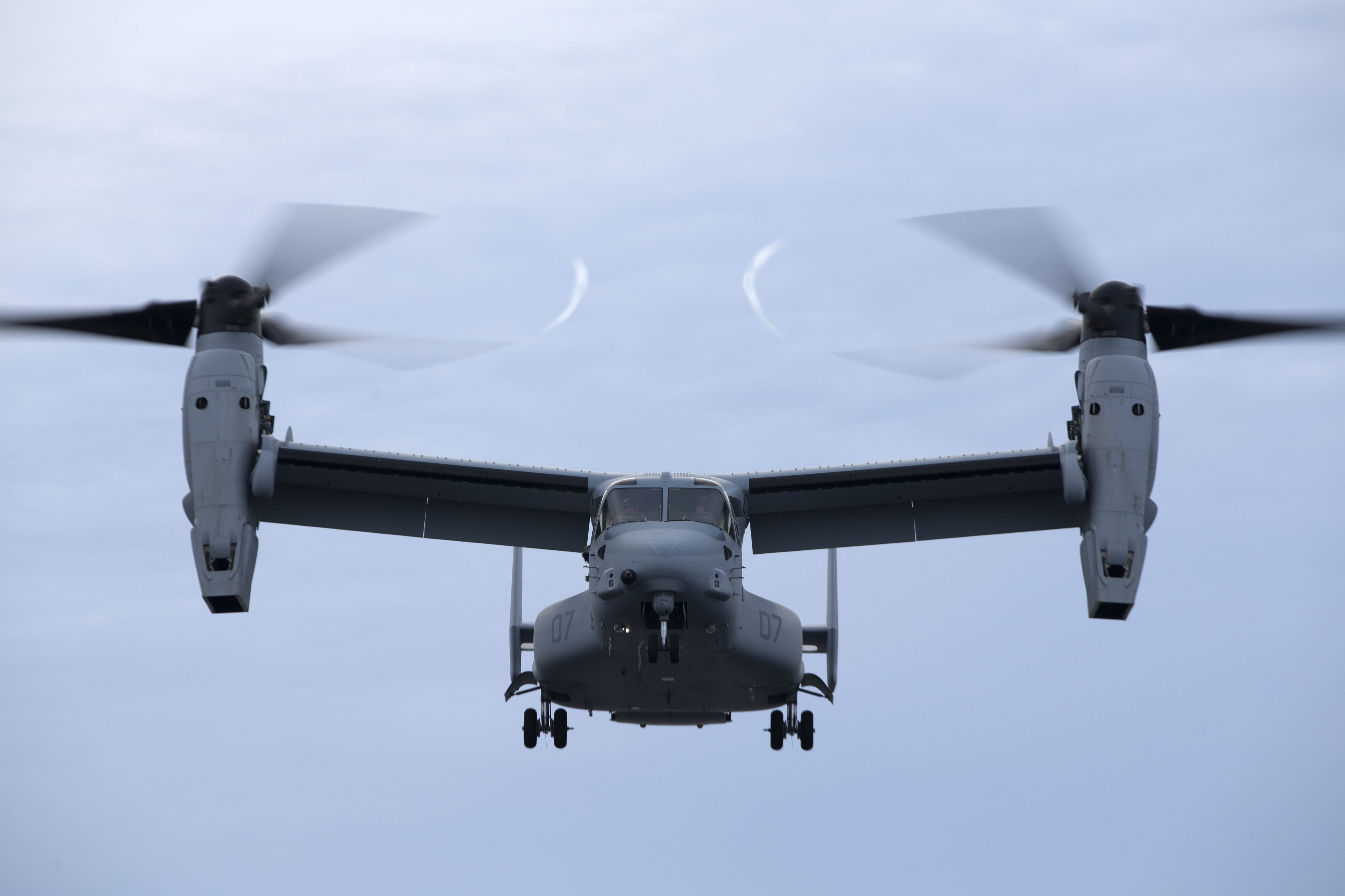 Air, Mv-22, landing - touching down, air force, transportation, army, plane, government, aircraft wing, cloud - sky, motion, low angle view, sky, nature, HD Wallpaper