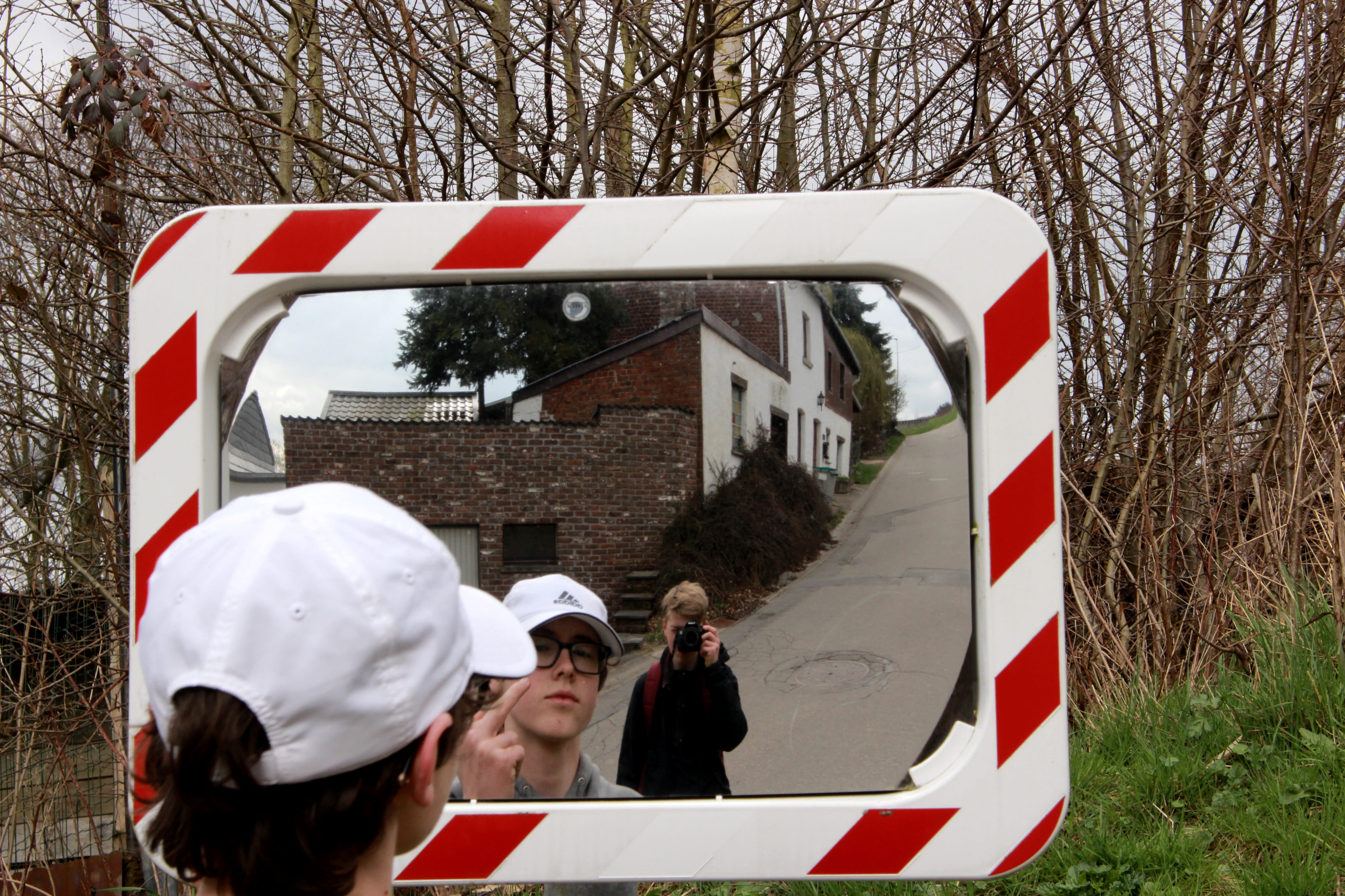 liège, forrest, apers, trees, mckane, mirror, men, people, outdoors, lifestyles, tree, liege, 5K, kolthoff, togetherness, stavelot, group of people, jef apers, HD Wallpaper
