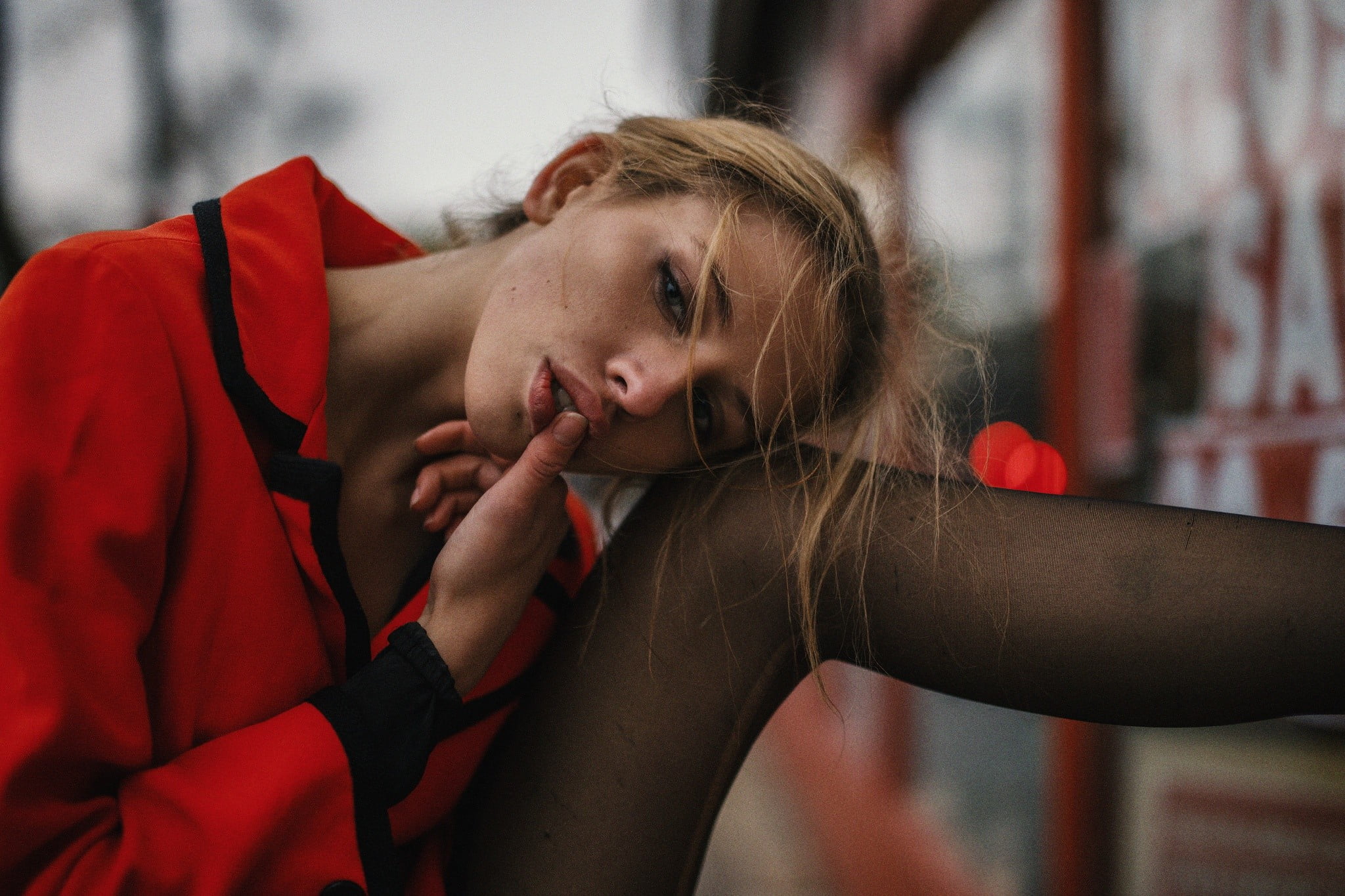 lifestyles, real people, portrait, hair, 1080P, sadness, legs, teenager, hand, women, finger on lips, depression - sadness, looking at camera, red, emotion, HD Wallpaper