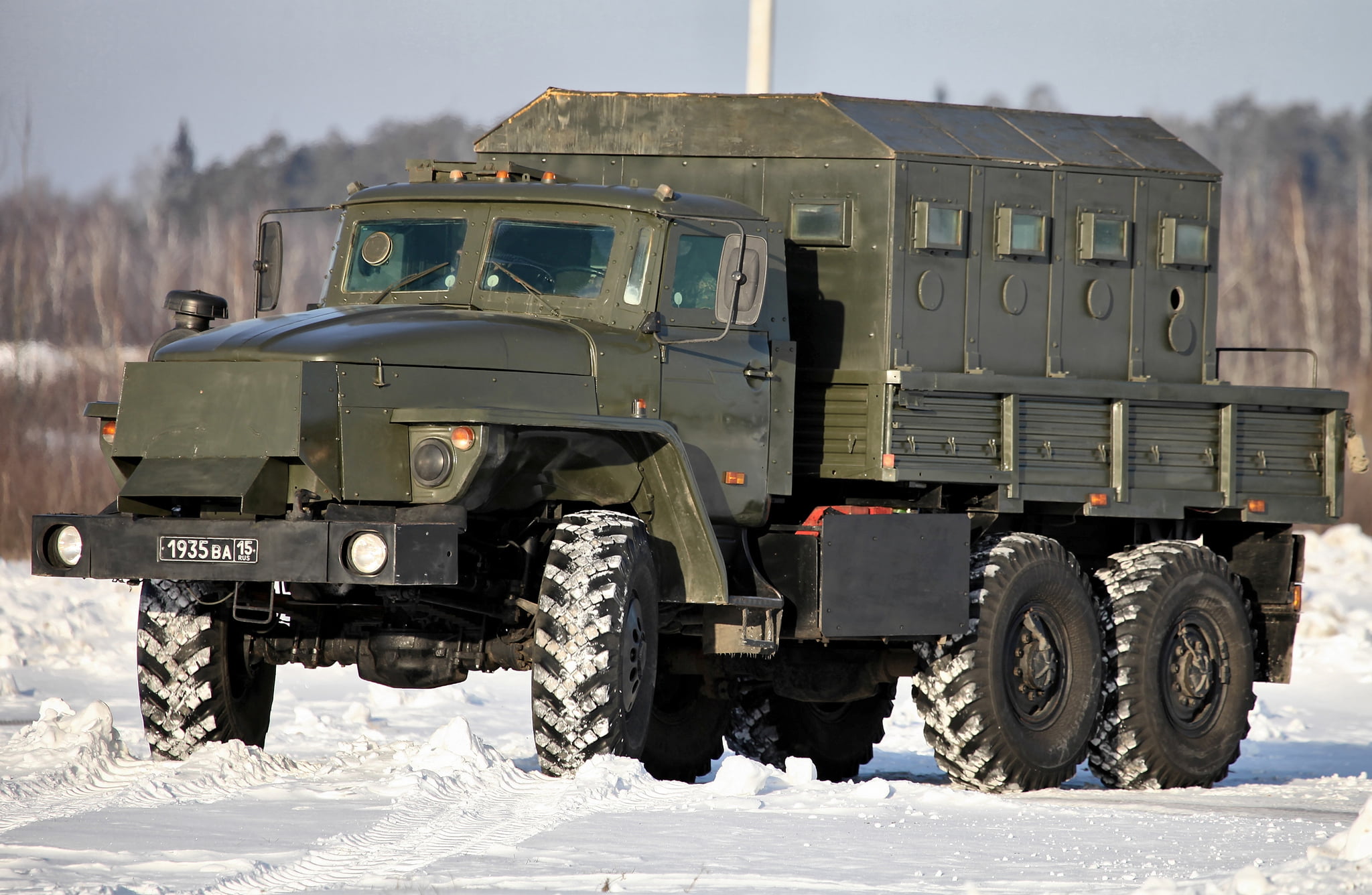 Ural-4320, transportation, road, mountain, nature, winter, mode of transportation, stationary, green, no people, 1080P, white color, Armored car, outdoors, HD Wallpaper