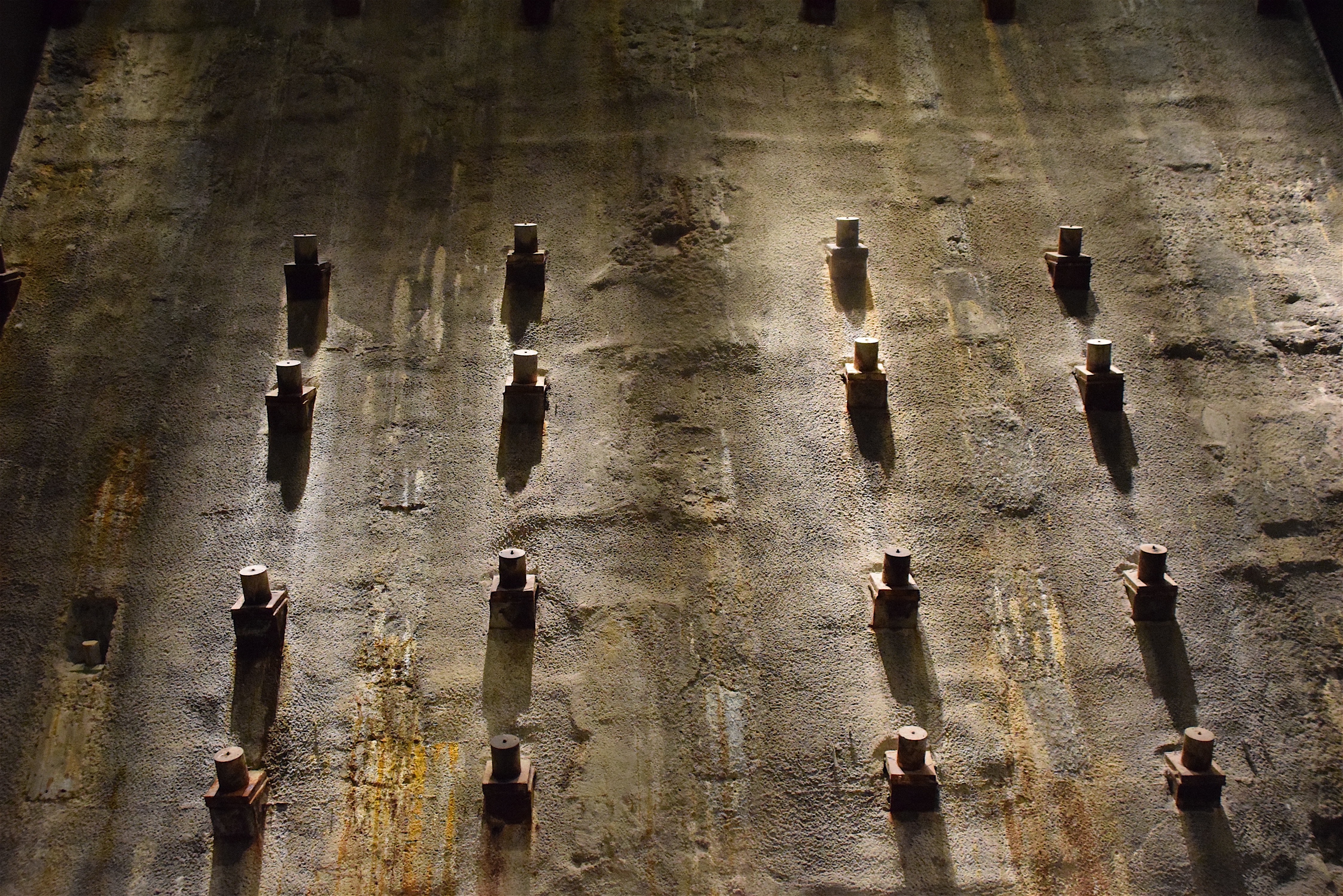 911 memorial, in a row, tower, close-up, outdoors, large group of objects, weapon, textured, manhattan, september, sunlight, metal, group of objects, violence, HD Wallpaper