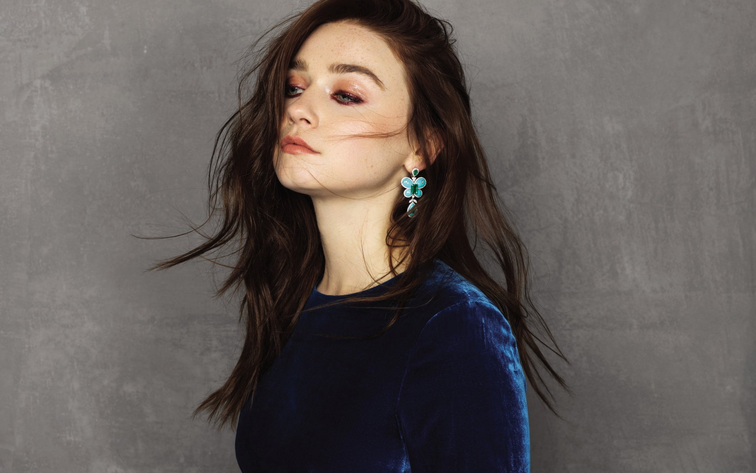 women, simple background, makeup, blue eyes, 1080P, Jessica Barden, actress, HD Wallpaper