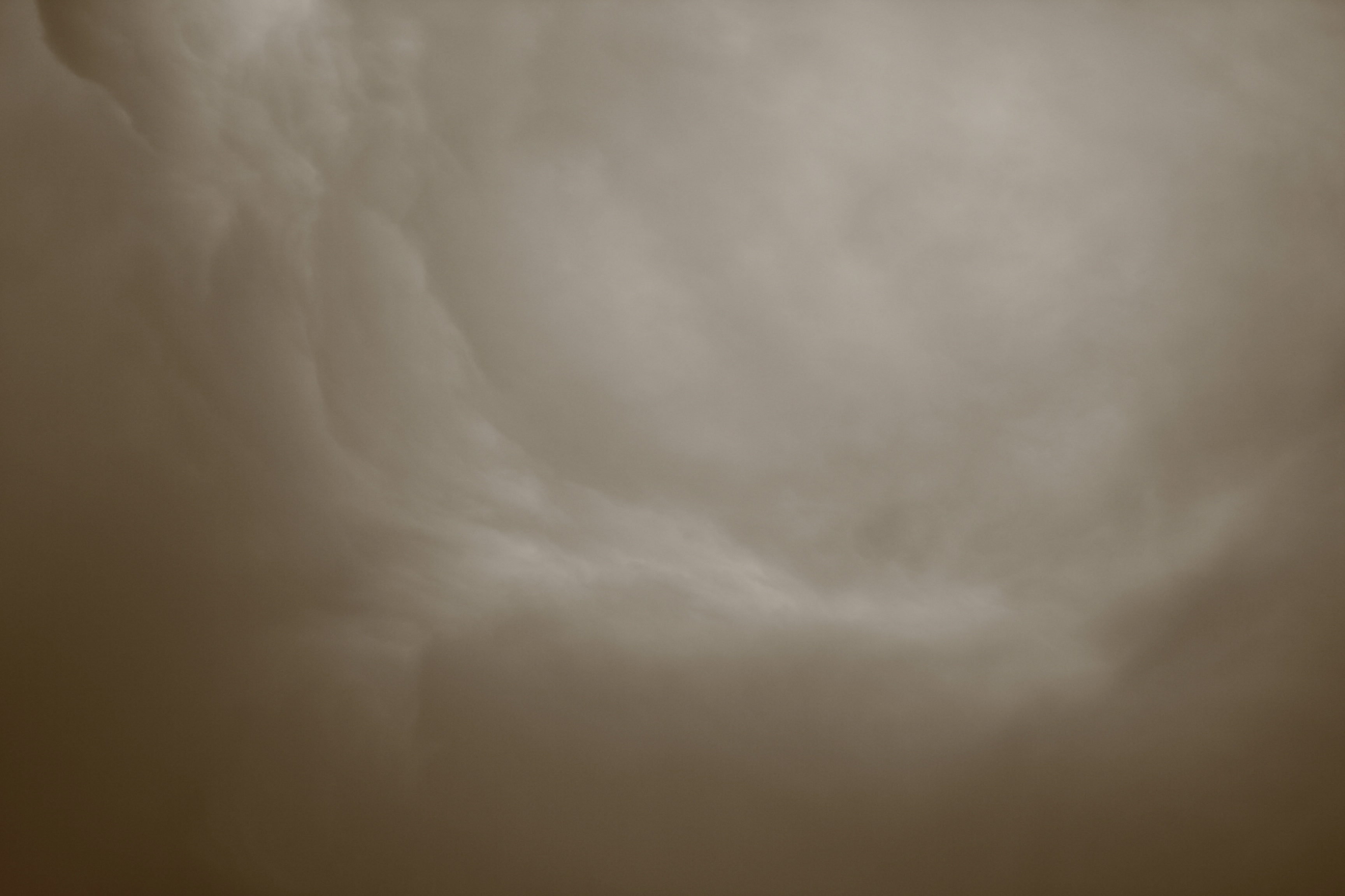 2K, mood, textured, storm, spooky, gray, gloomy, copy space, clouds, no people, beauty in nature, smog, sky, forward, backgrounds, trist, cloudscape, ominous, HD Wallpaper