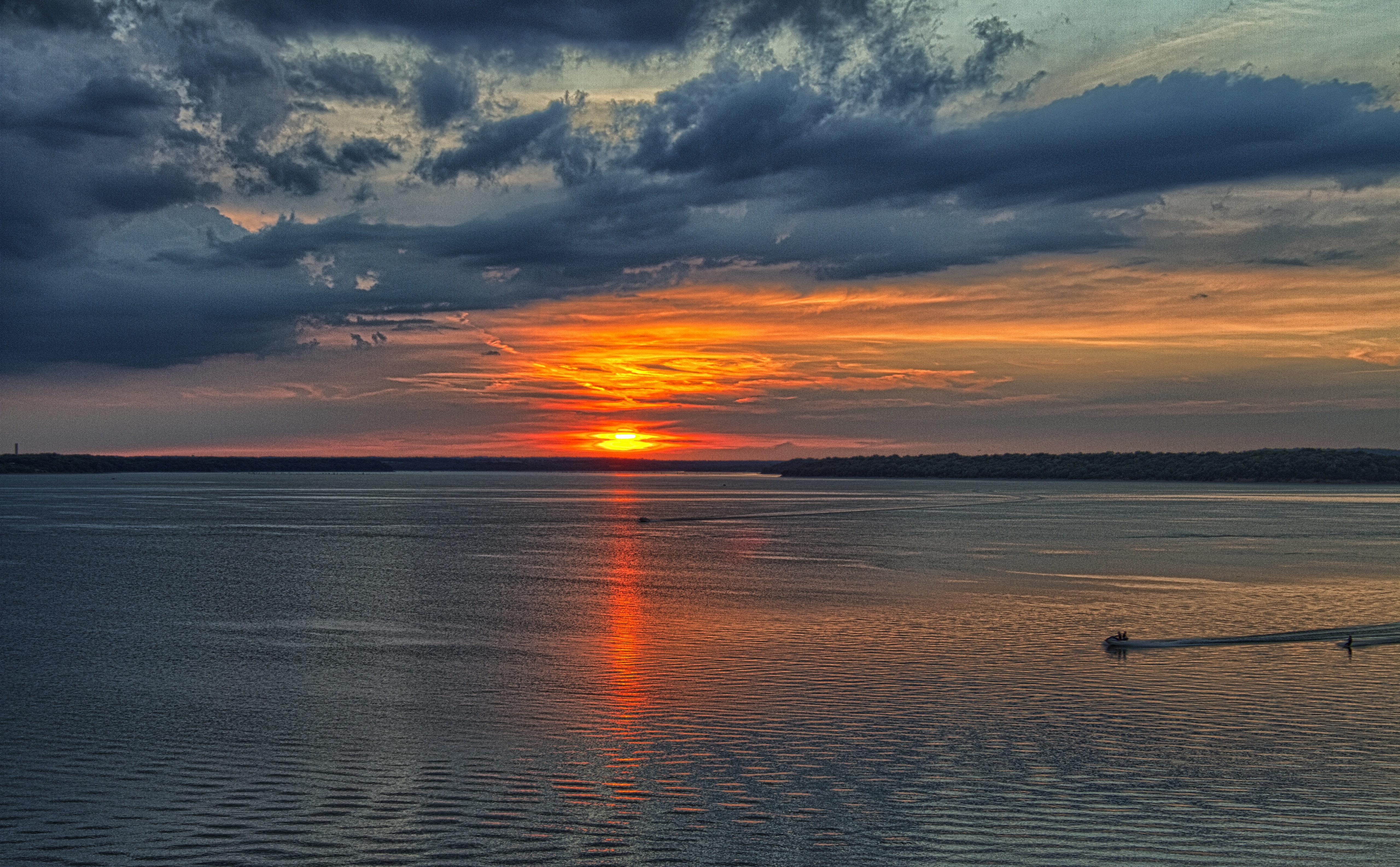 tranquil scene, non-urban scene, 5K, Sunset, outdoors, Scenery, Kansas, body, water, sky, Lawrence, sea, cloud - sky, tranquility, Waterskiing, Travel, HD Wallpaper