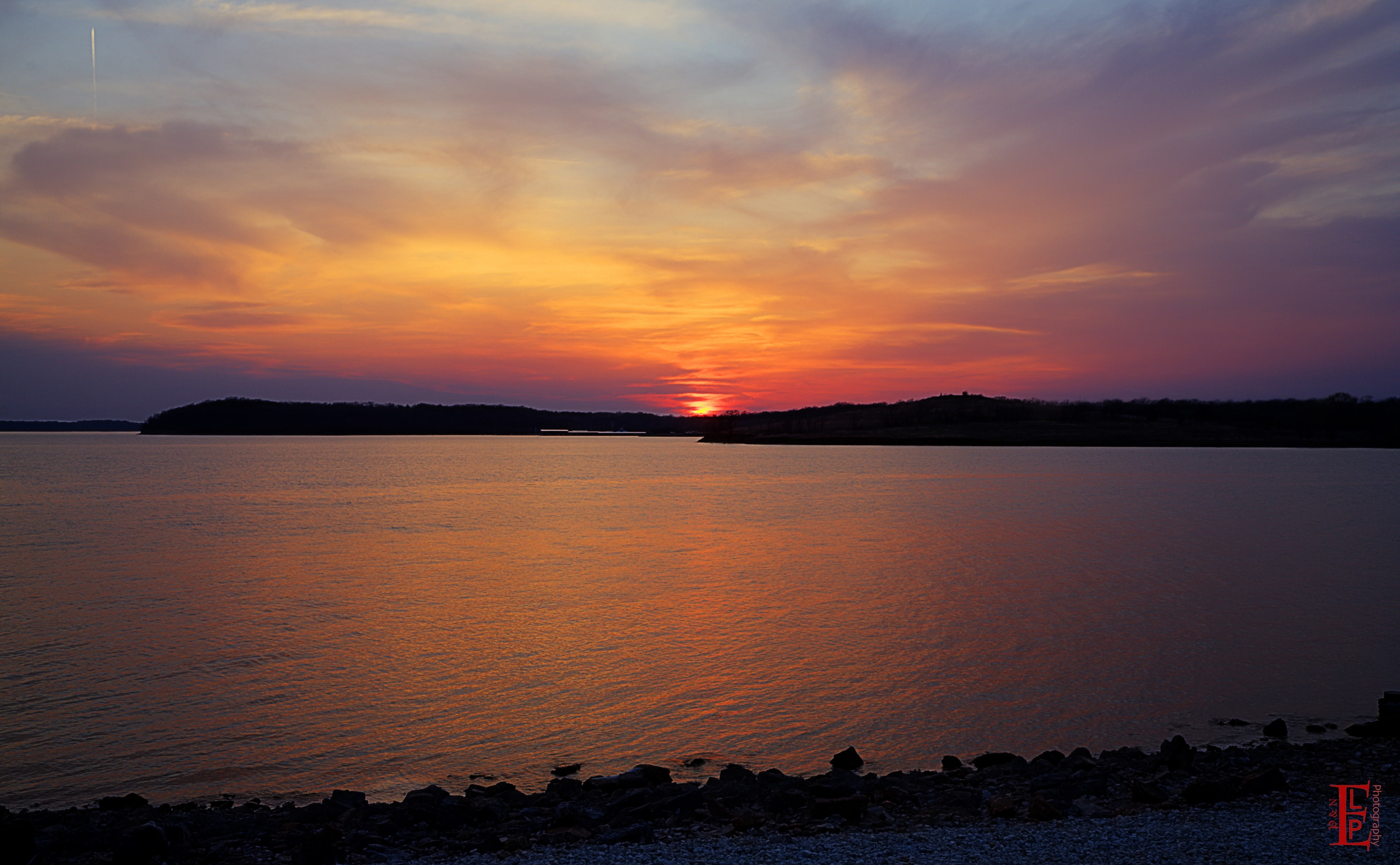 Landscape, tranquil scene, Scenery, land, orange color, romantic sky, Clinton Lake, tranquility, Scene, dogs, body, United States, Kansas, outdoors, scenics - nature, HD Wallpaper