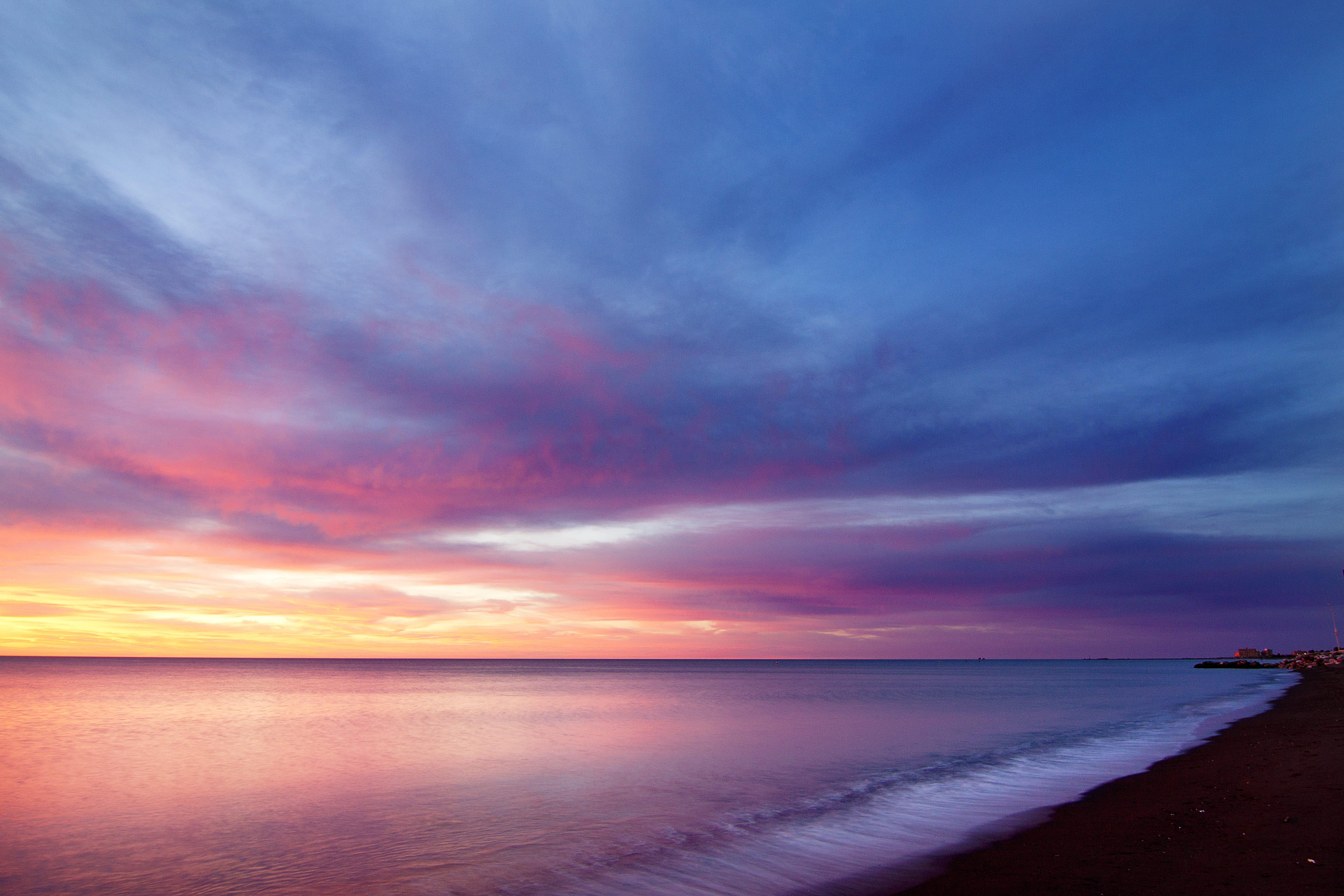 saturated color, huelin, water, body, horizon over water, romantic sky, beach, land, horizon, outdoors, calm, beauty in nature, cloudscape, no people, sea, HD Wallpaper
