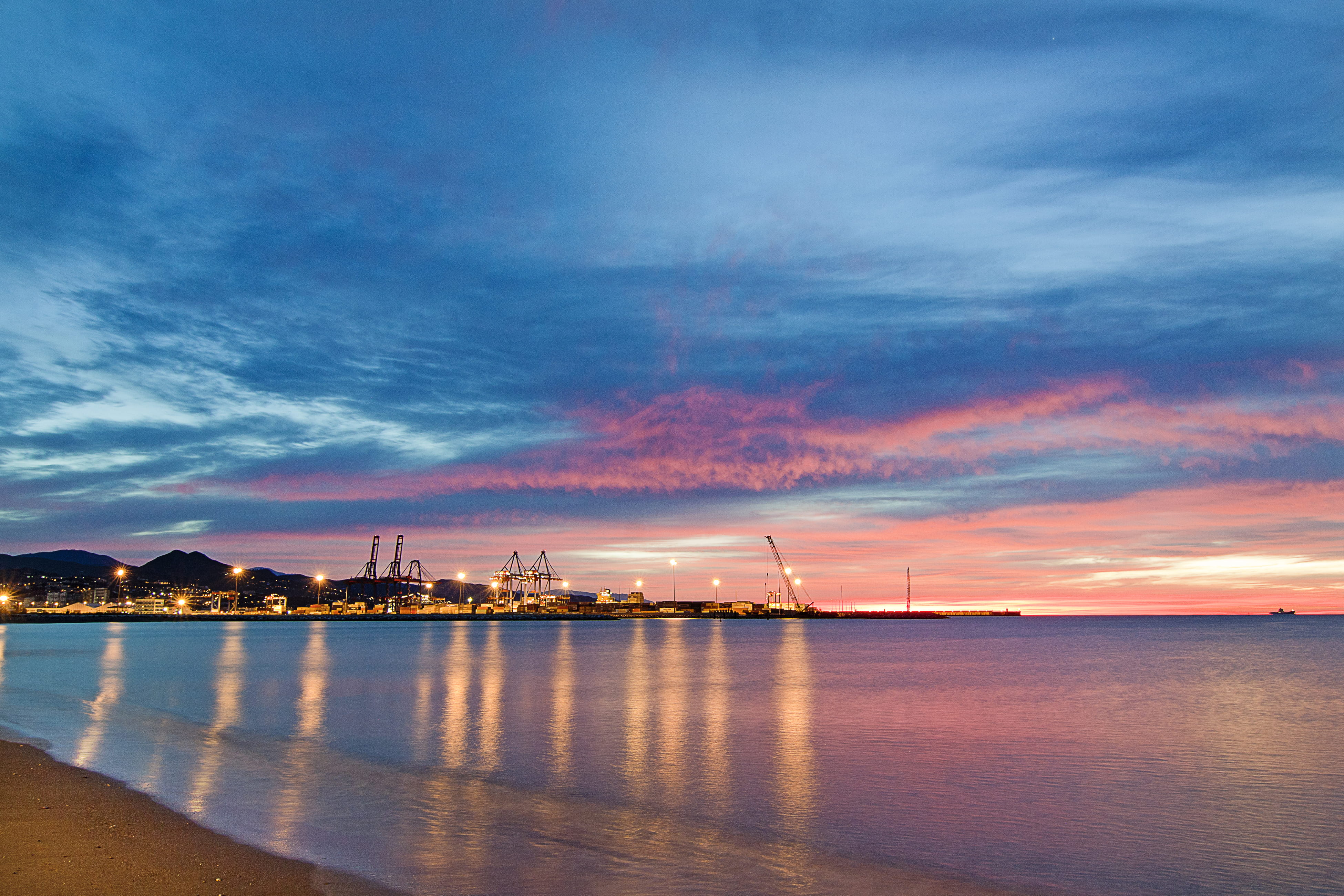 cloud - sky, waterfront, pier, scenics - nature, built structure, spain, málaga, huelin, sky, tranquil scene, architecture, nature, reflection, sunset, HD Wallpaper