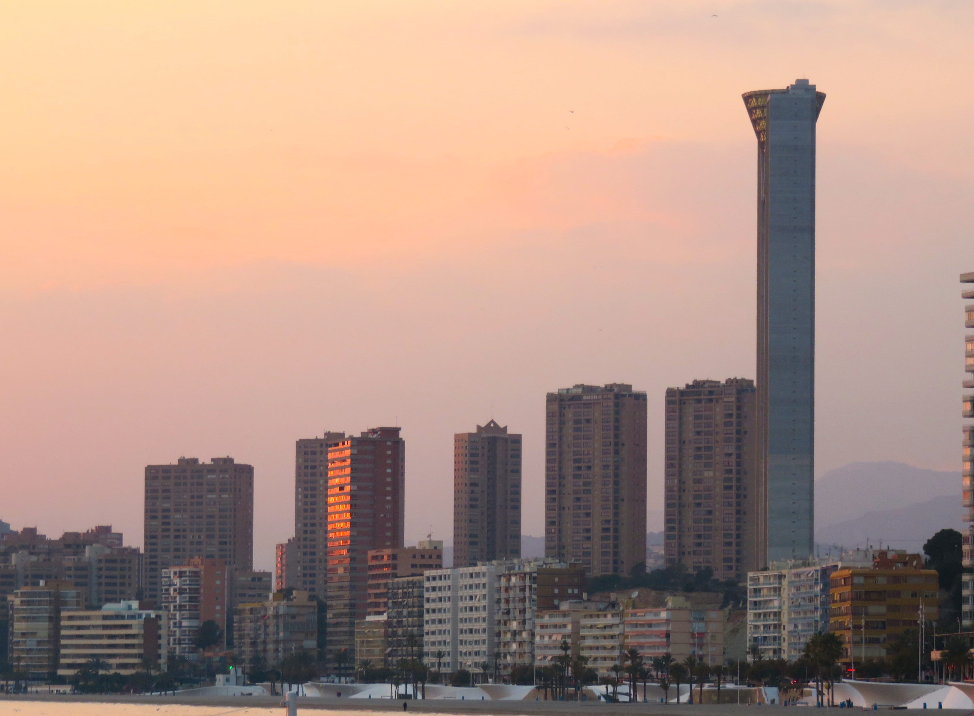 Costa Blanca, skyscraper, seaside, dusk, 4K, landscape, the evening sky, financial district, no people, holiday, City, modern, high, tall - high, tower, HD Wallpaper