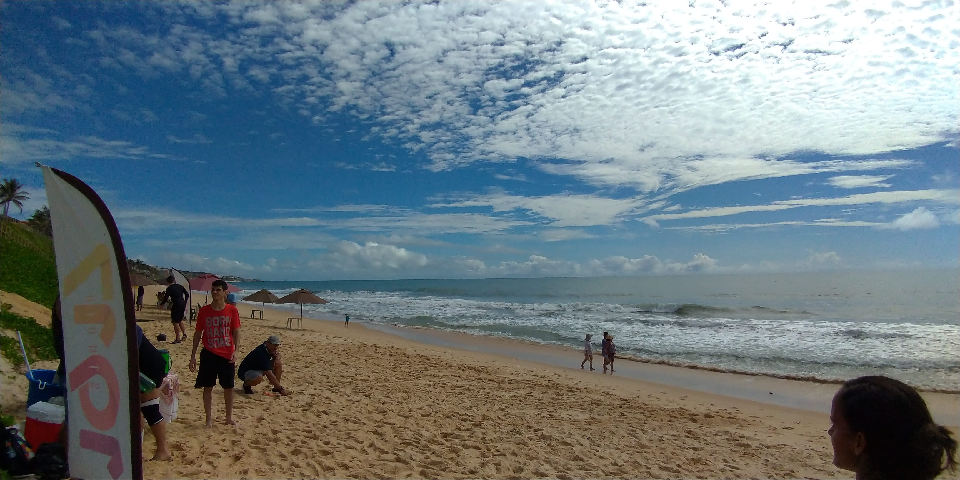 scenics - nature, 2K, group of people, beach, land, skin, brazil, real people, ocean, leisure activity, horizon over water, av. engenheiro roberto freire, HD Wallpaper