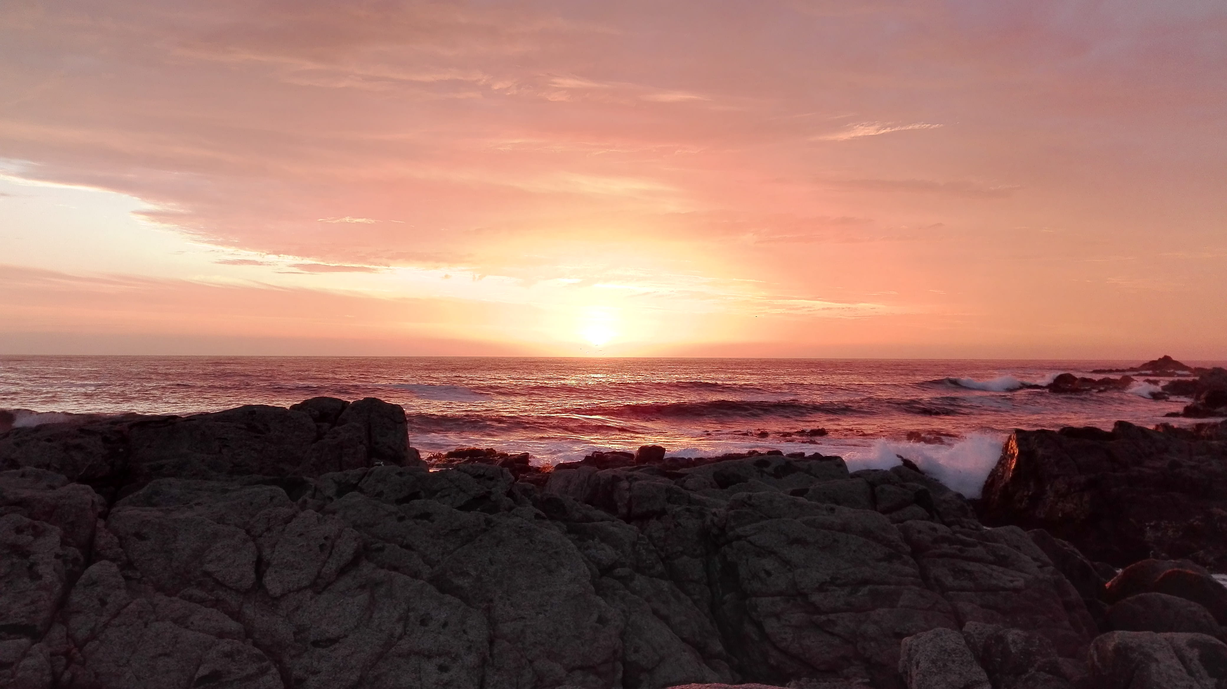 tranquility, mar, nature, isla negra, rock formation, non-urban scene, tranquil scene, rocks, land, water, no people, beauty in nature, horizon over water, HD Wallpaper