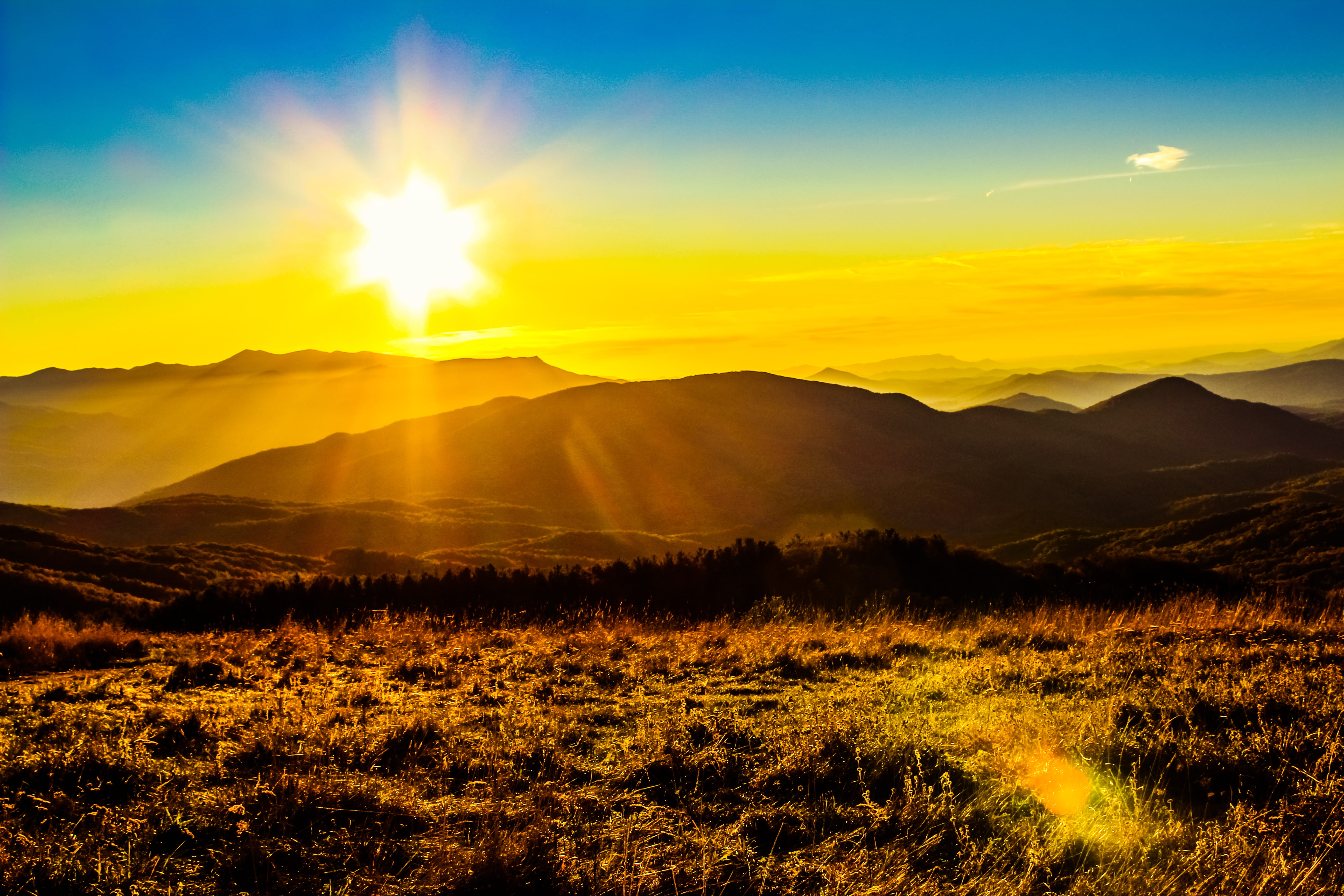 max patch, scenics - nature, sunbeam, sky, mountain, sunlight, 5K, lens flare, orange color, mountains, non-urban scene, tranquil scene, outdoors, no people, HD Wallpaper