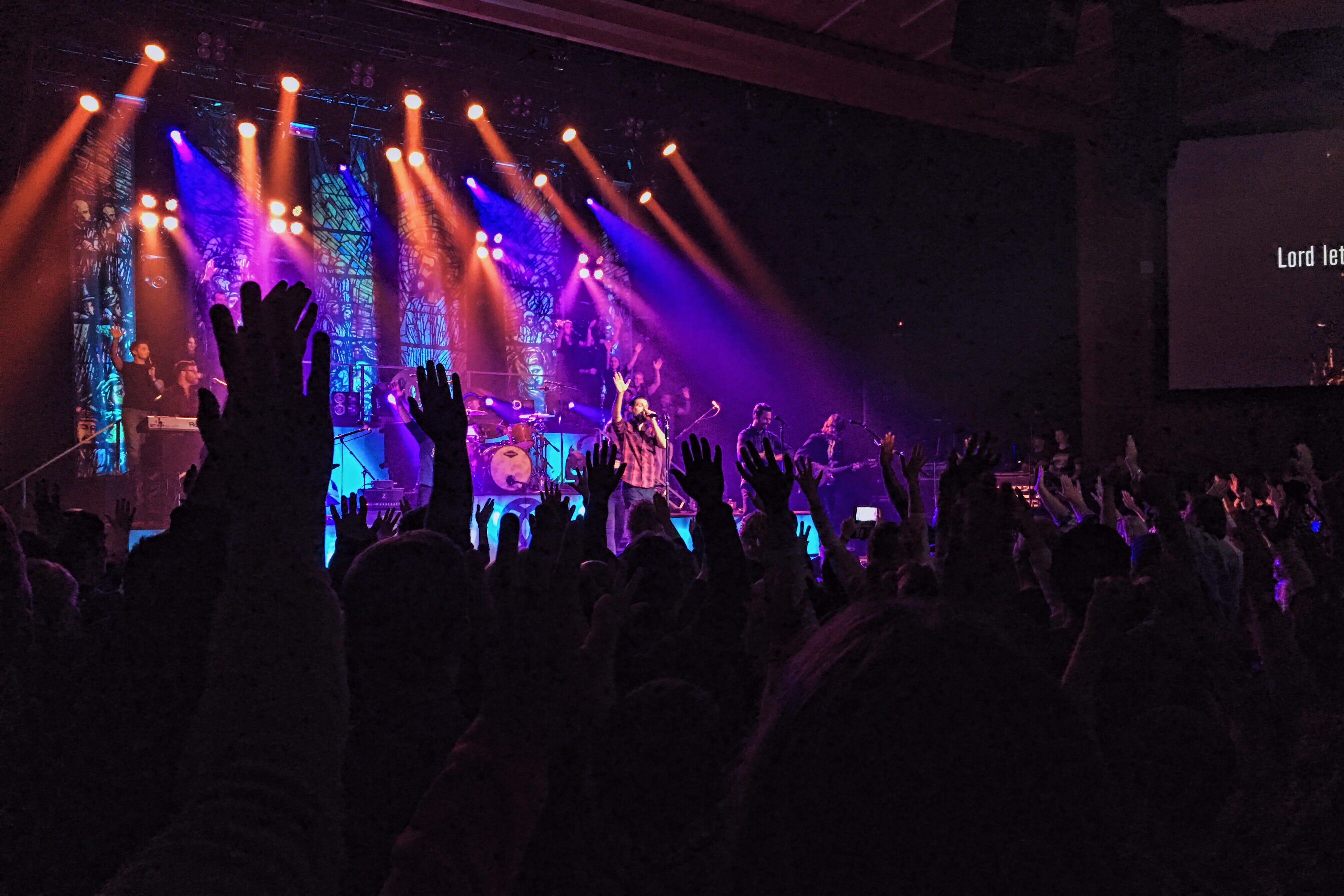band, large group of people, musician, arms raised, popular music concert, illuminated, music, audience, group of people, festival, jesus, clubbing, united states, HD Wallpaper