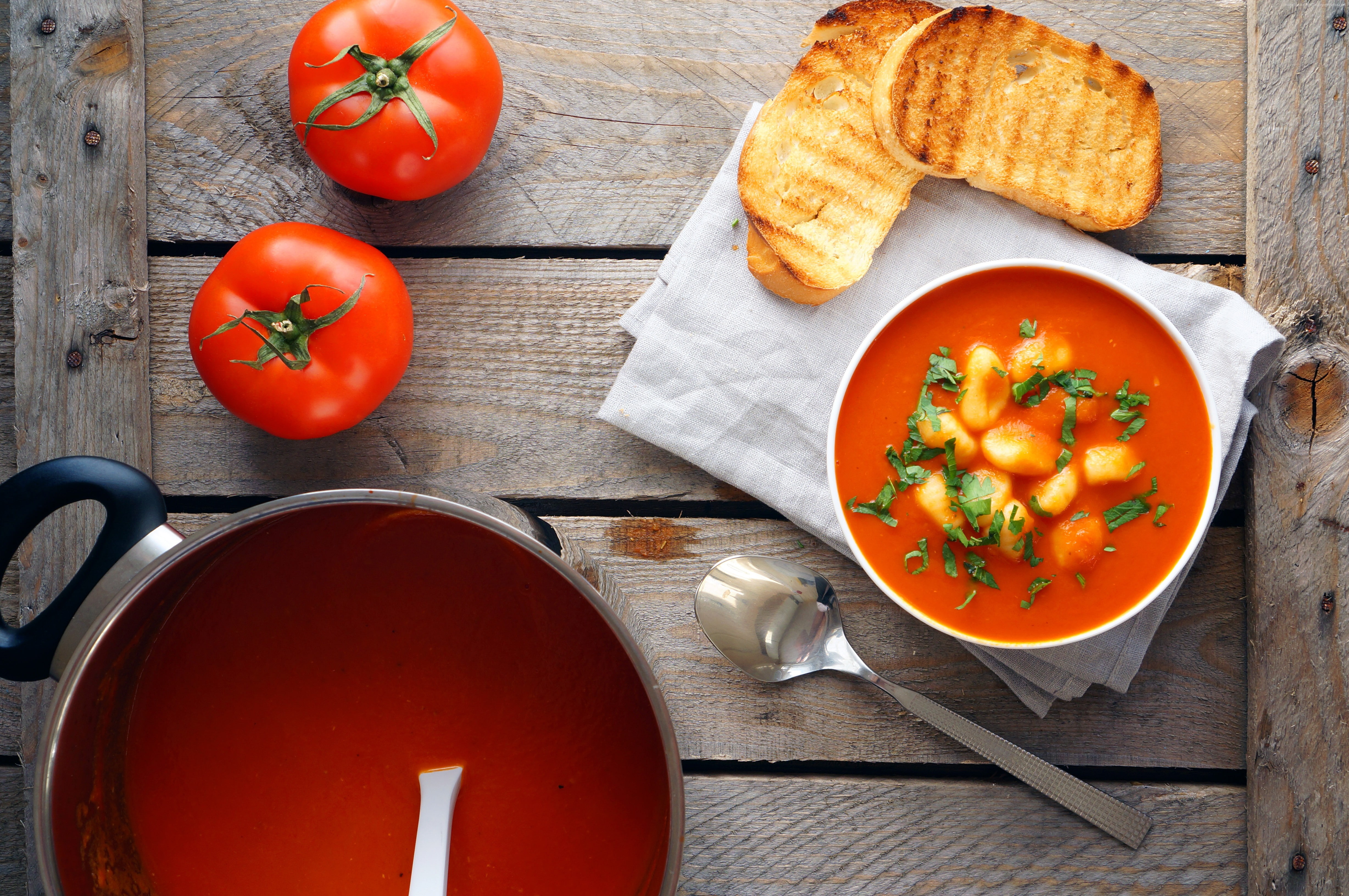 puree soup, gnocchi, tomato, herbs, 4K, toast, HD Wallpaper
