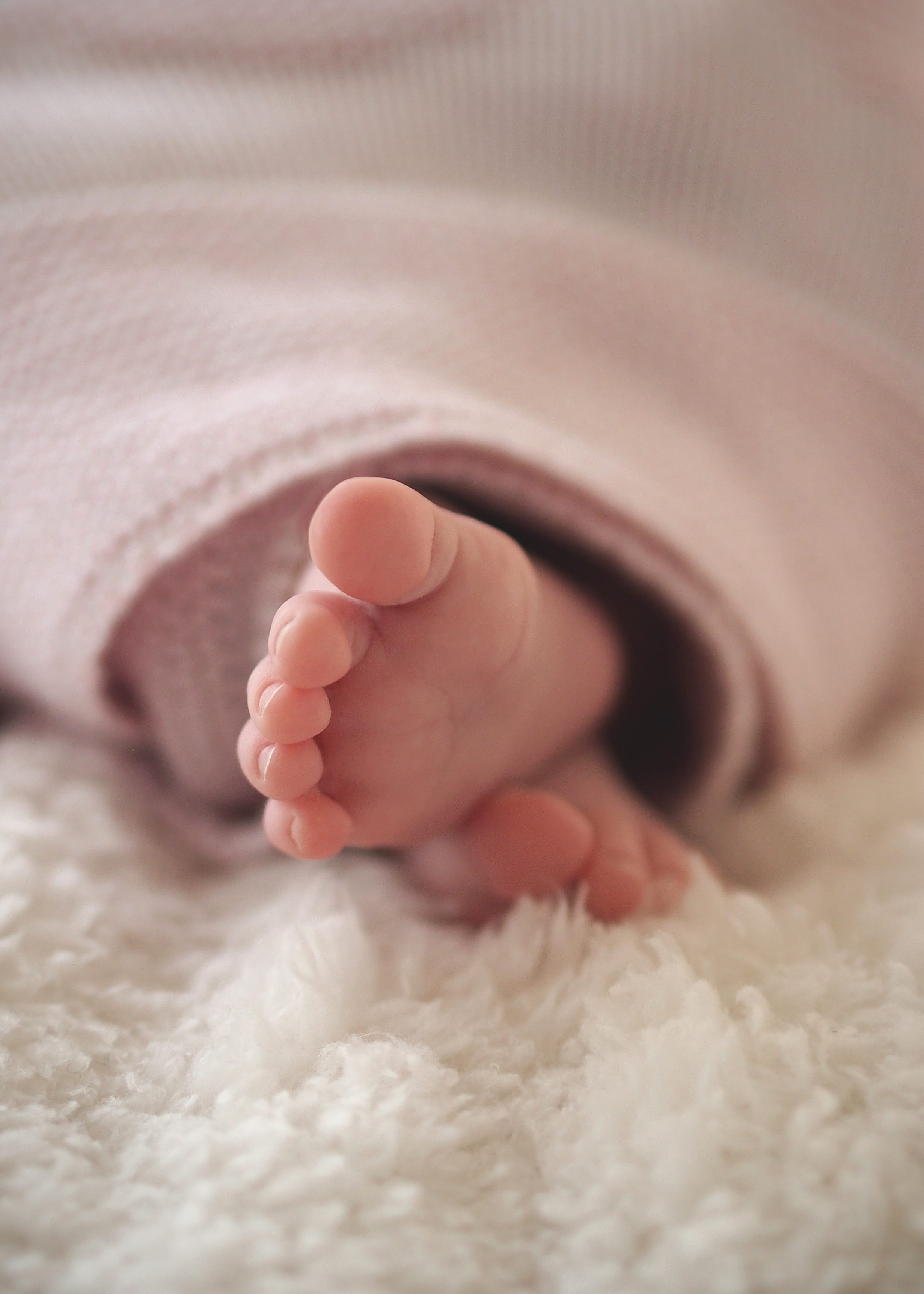 small, skin, toes, toddler, soft, little, mouth open, human foot, baby feet, feet, softness, beginnings, body part, child, childhood, lying down, babyhood, Phone HD Wallpaper
