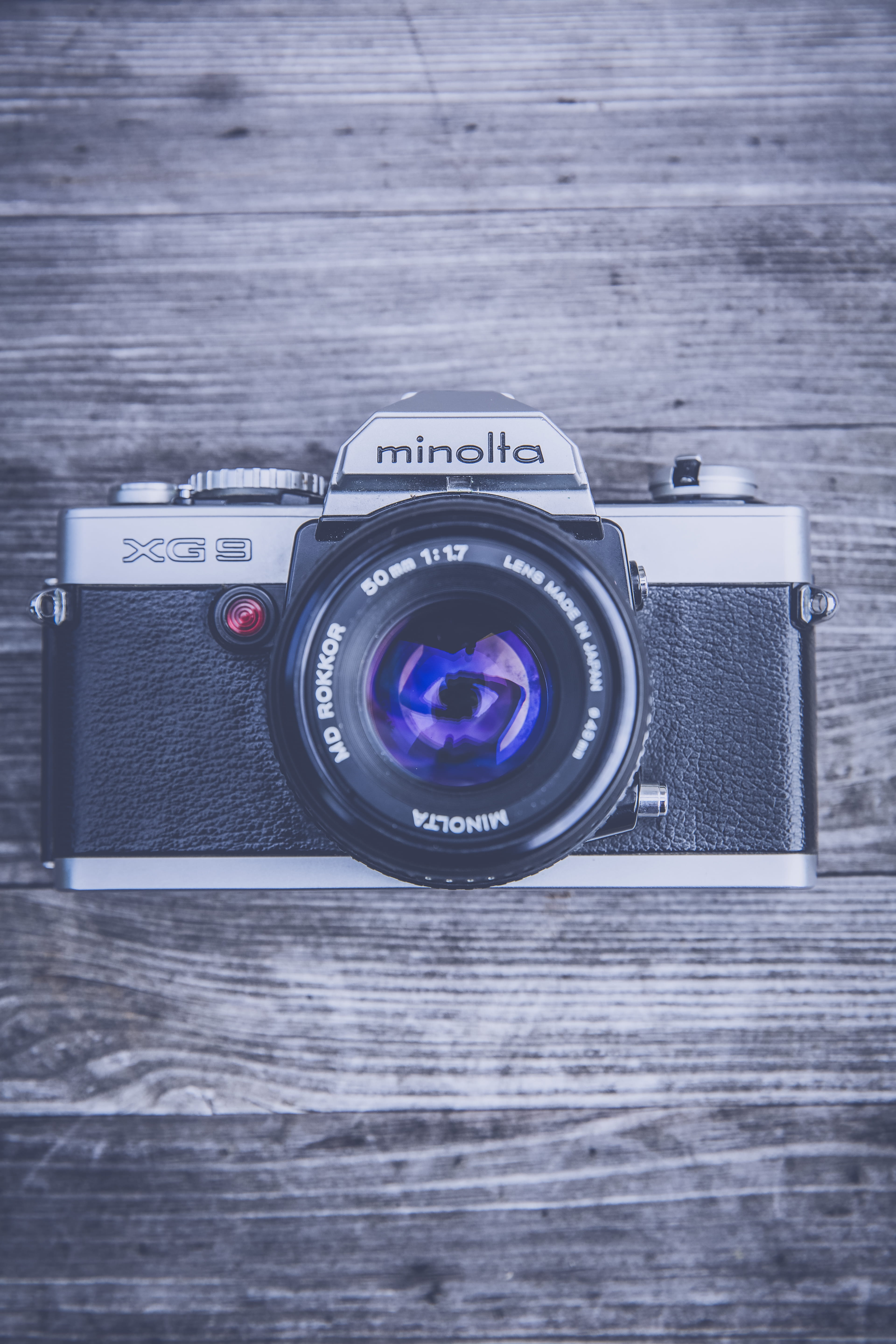 still life, close, photographic equipment, retro styled, digital camera, silver, 5K, black, minolta, camera - photographic equipment, camera, wood - material, Phone HD Wallpaper