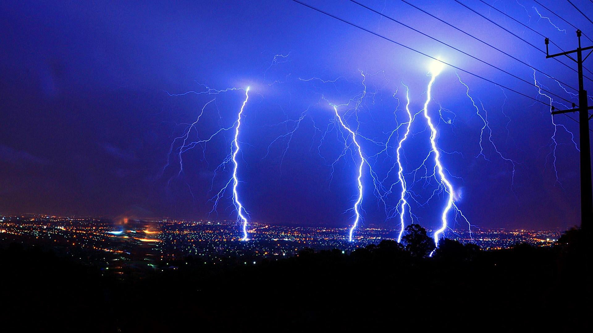 thunderstorm, electricity, computer, forked lightning, electrical supply, evening, cloud, wet, nature, 1080P, aggression, energy, city, phenomenon, HD Wallpaper