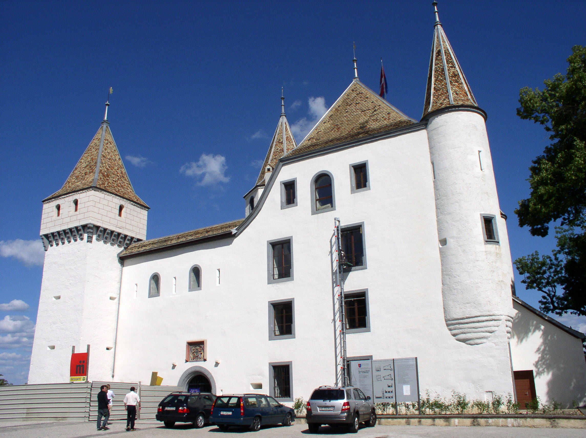 building Exterior, mode of transportation, built Structure, nyon, low angle view, place of worship, church, building, car, old, medieval, architecture And Buildings, HD Wallpaper