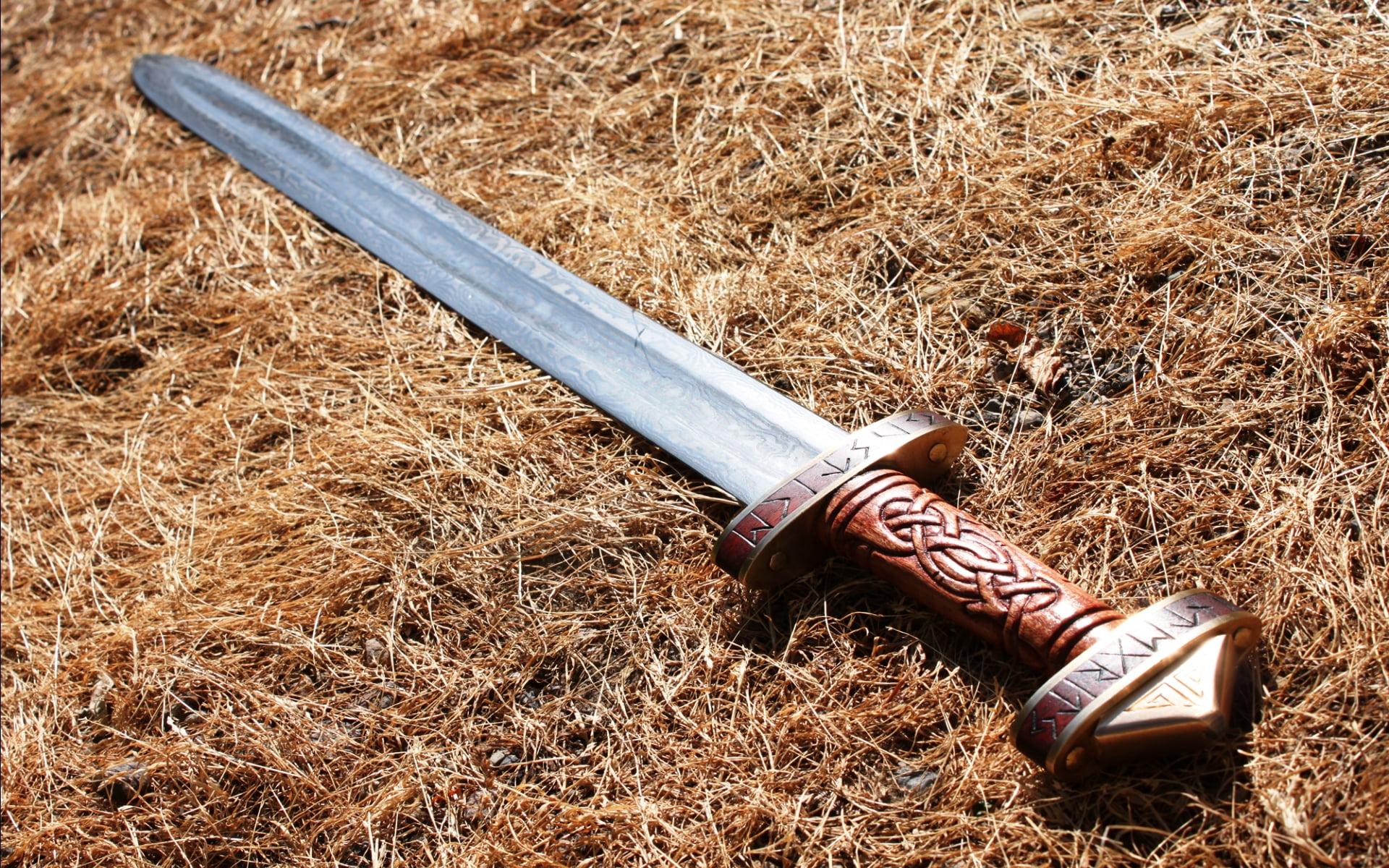 day, grass, close-up, period, 1080P, migration, metal, still life, weapon, brown, leather, wood - material, nature, outdoors, War and Army, high angle view, HD Wallpaper