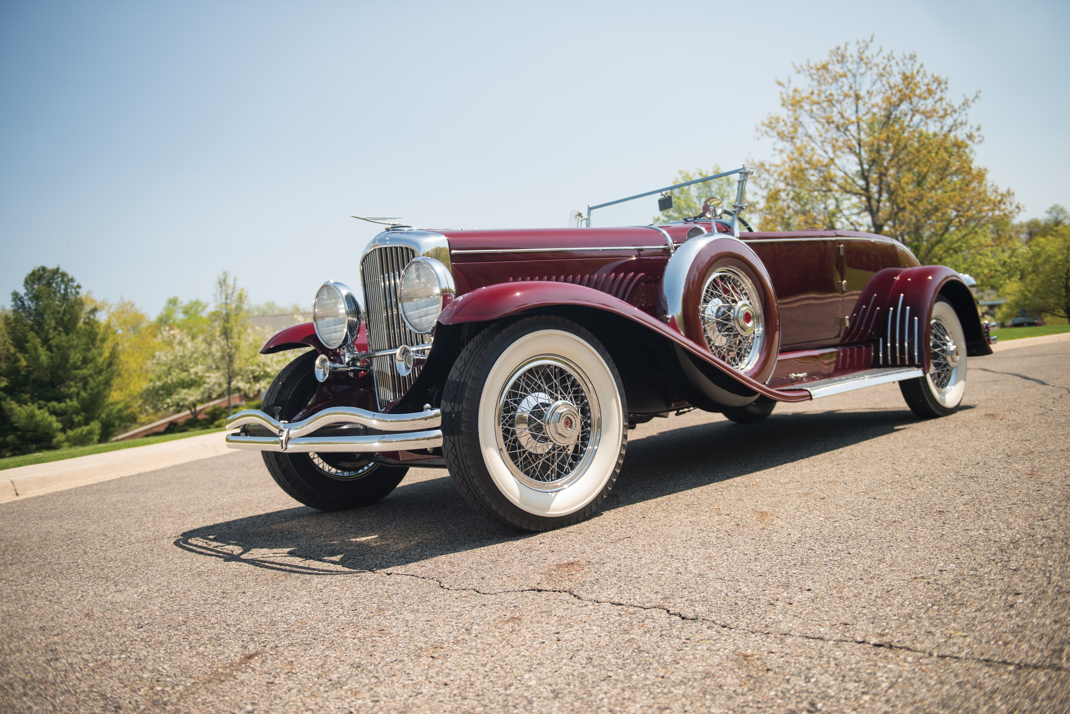 mode of transportation, luxury, red, motor vehicle, clear sky, duesenberg model j disappearing top, wheel, tree, vintage car, retro styled, sunlight, sports car, HD Wallpaper