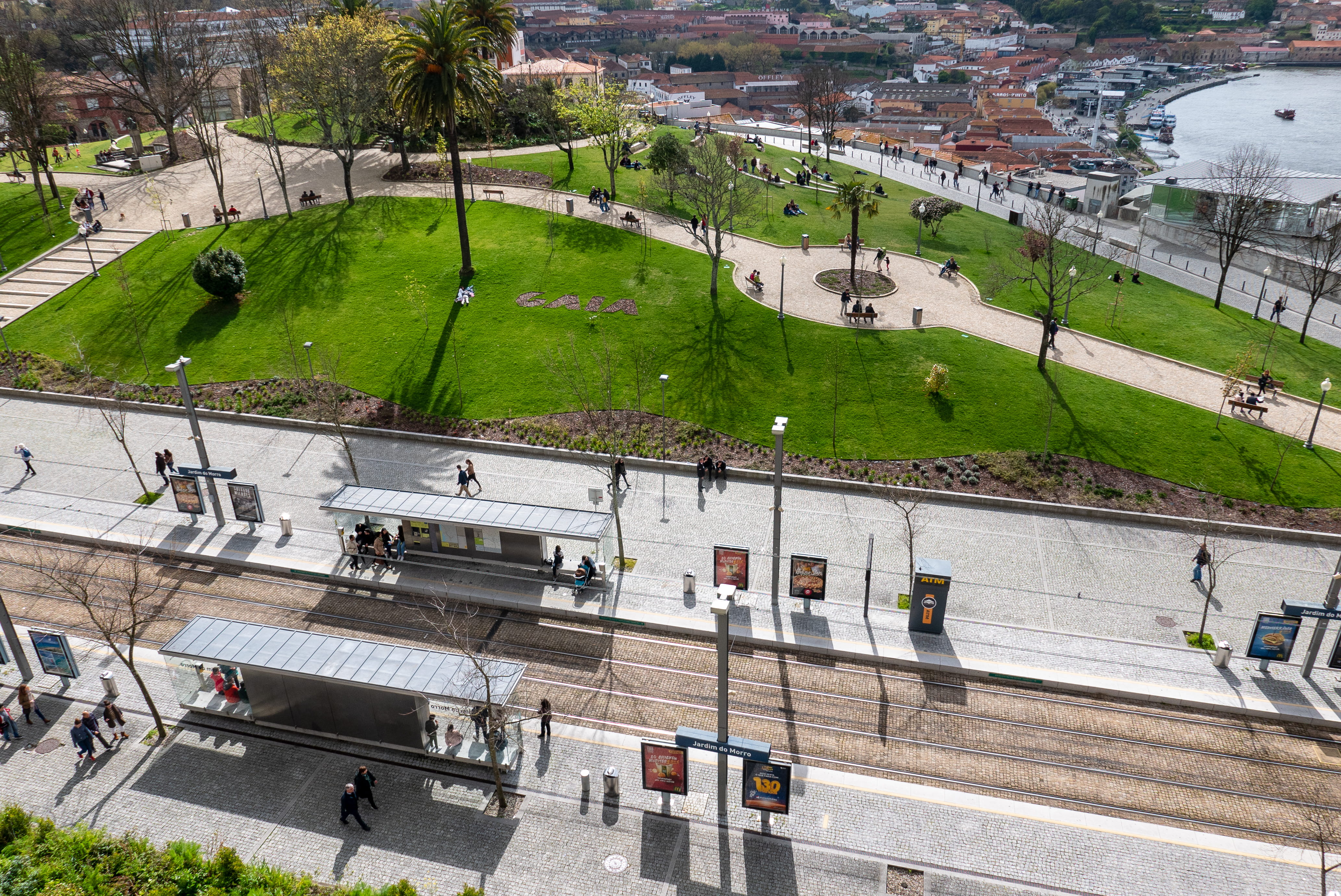 incidental people, day, metro, architecture, mode of transportation, park, outdoors, travel, street, jardim do morro, city, grass, water, green color, porto, HD Wallpaper