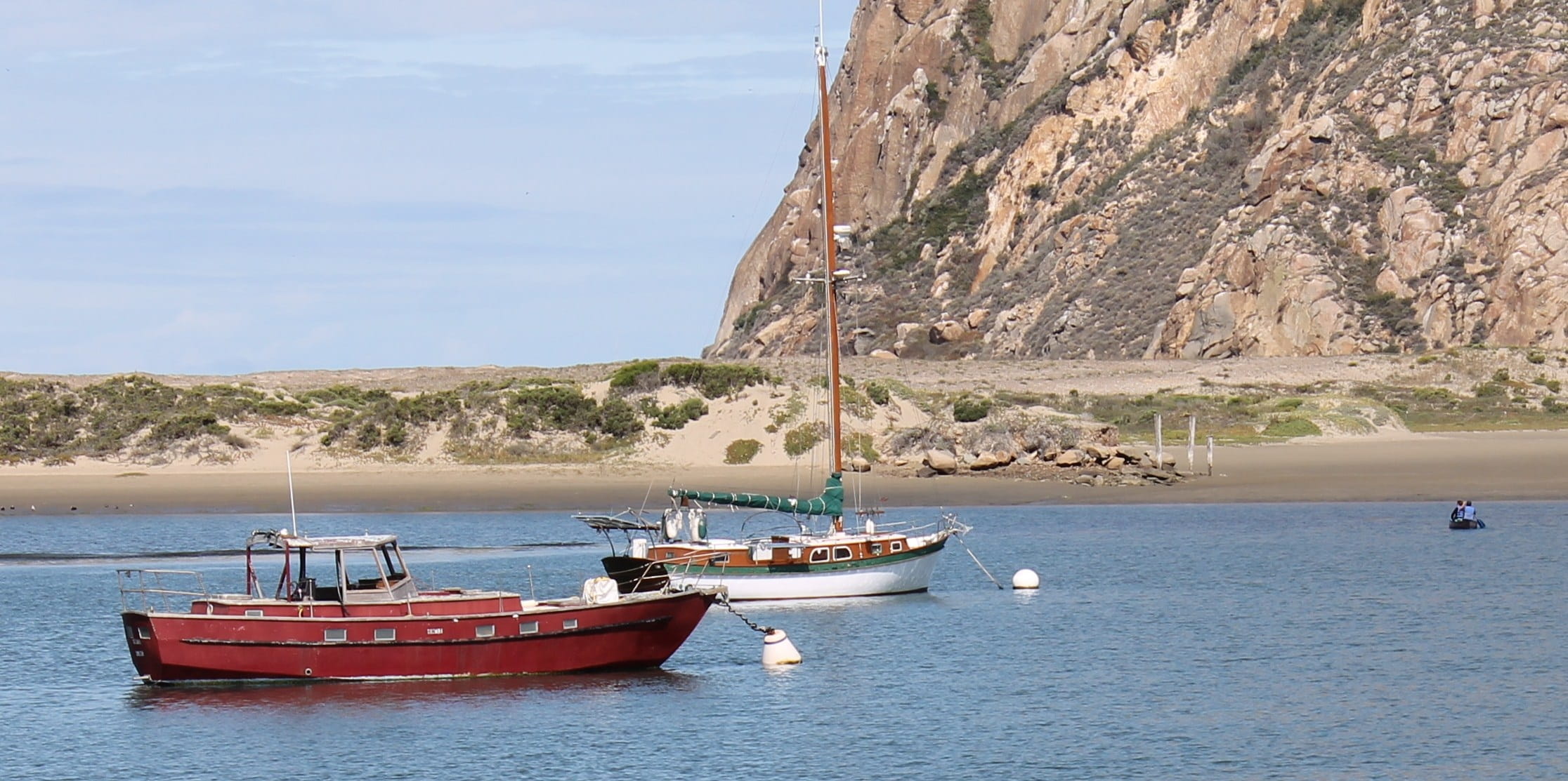 beach, solid, sky, Red, sea, cloud - sky, red, scenics - nature, Morro Bay California, 1080P, recreational boat, coastline, rock formation, ocean, nature, HD Wallpaper