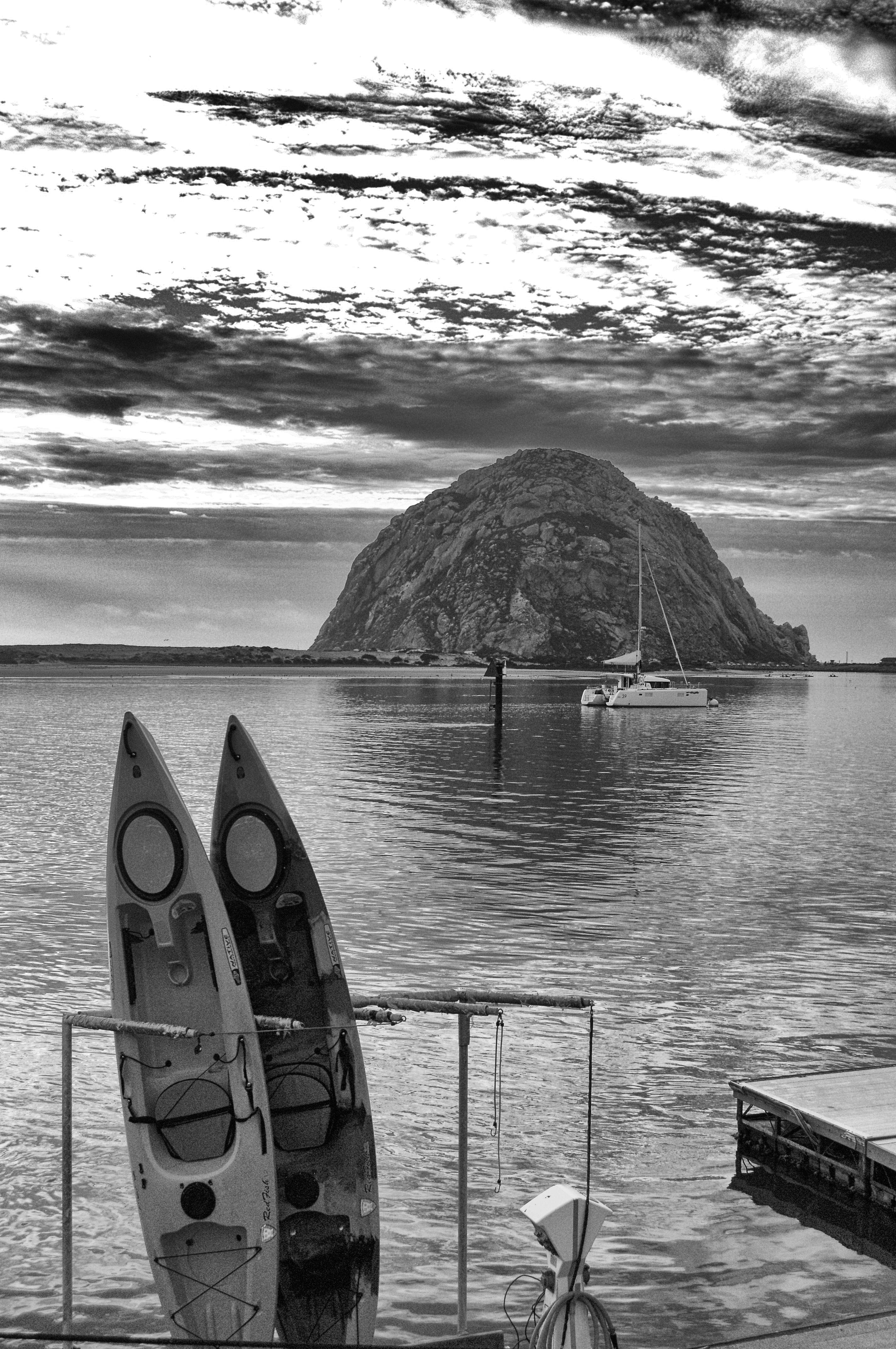 morro rock, non-urban scene, day, dramatic, tranquil scene, ship, horizon over water, b and w, sky, morro bay, nautical vessel, no people, tranquility, Phone HD Wallpaper