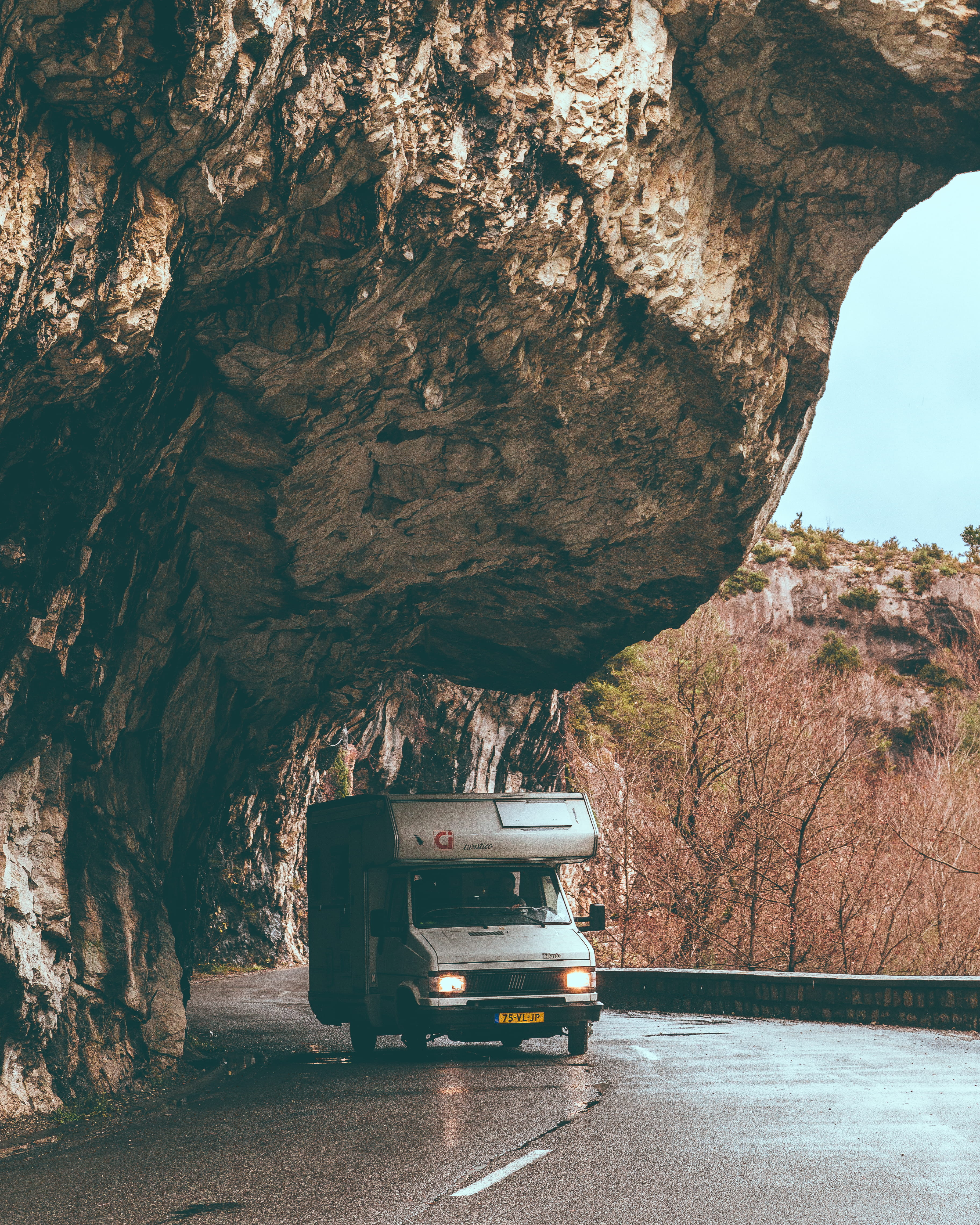 transportation, van, basin, rock, outdoors, truck, rock - object, ocean, day, shoreline, rock formation, sea, road, beauty in nature, travel, cliff, coast, Phone HD Wallpaper