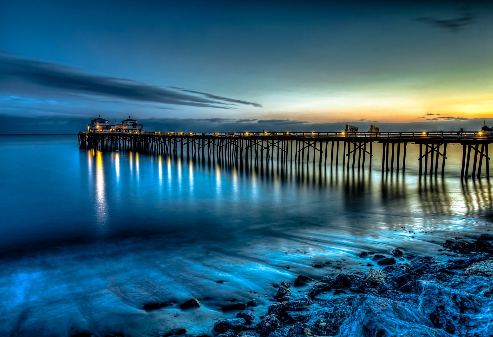marina, night, downtown, freeway, mont, sunset, venice, pier, sea, lights, hollywood, 1080P, lighthouses, bridges, boats, observatory, art, sunrise, nature, HD Wallpaper