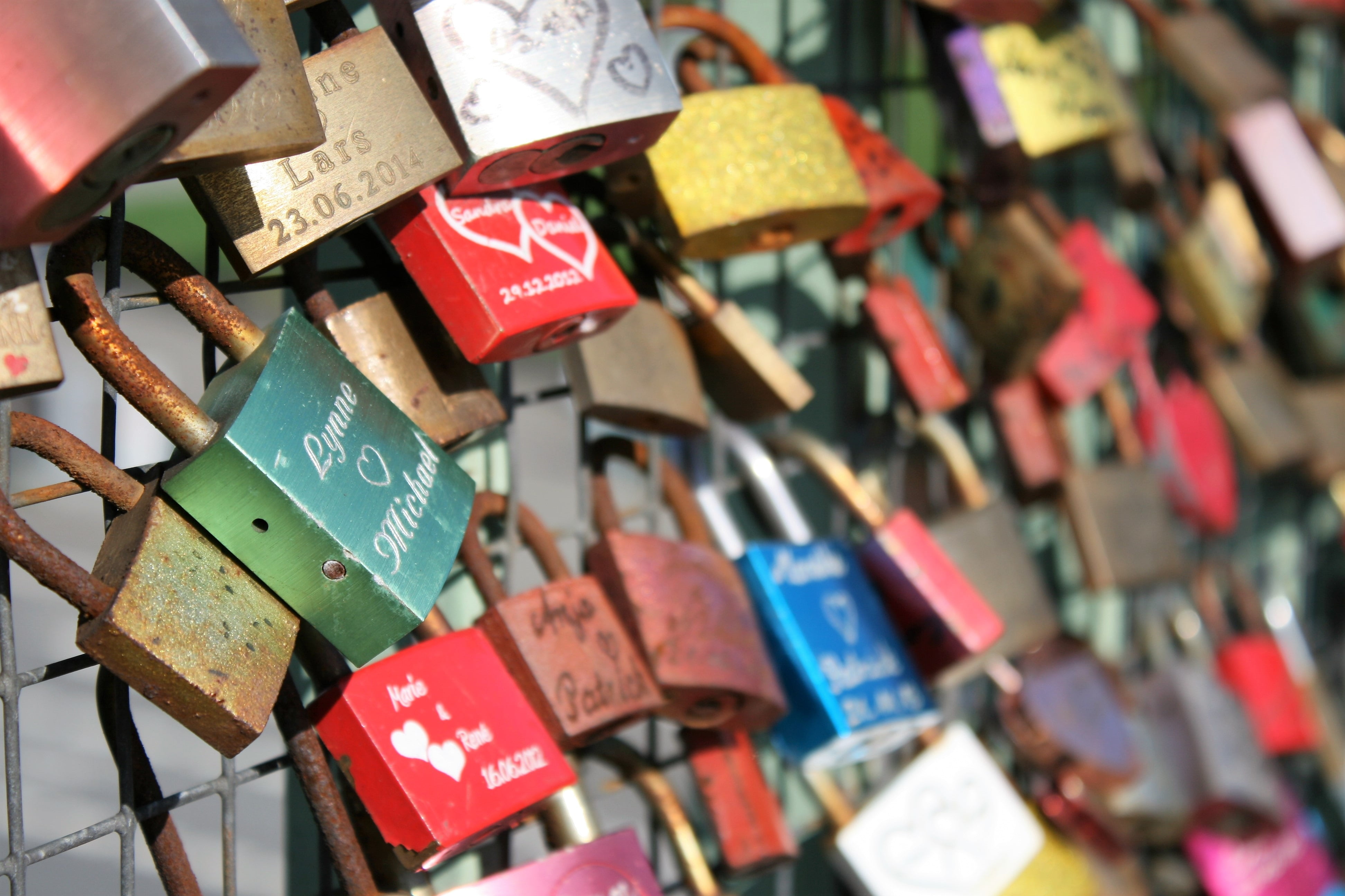 close-up, romance, communication, lot, outdoors, eternity, safety, railing, padlock, love, text, 4K, symbol, metal, valentines Day - Holiday, love lock, HD Wallpaper