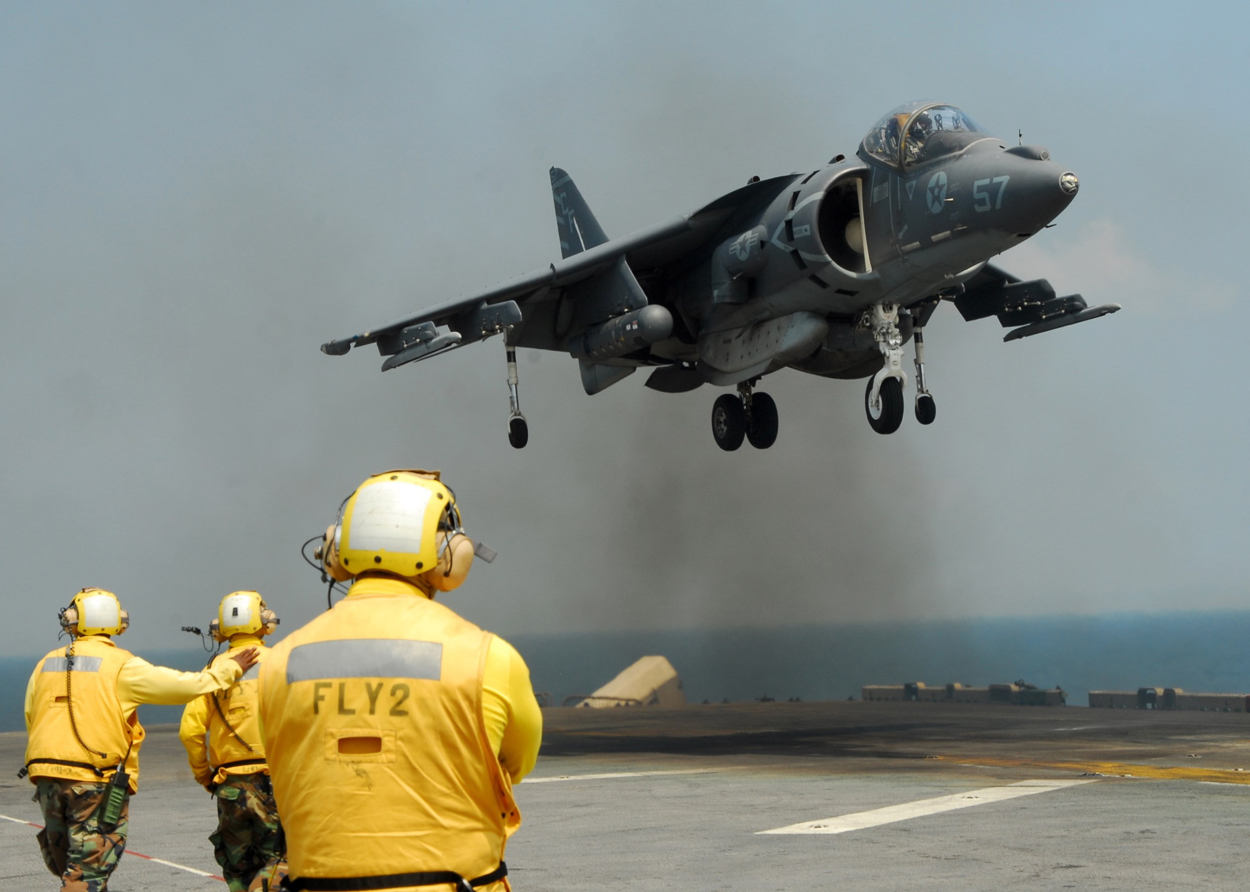 airport, nature, army, unrecognizable person, uniform, military, mode of transportation, navy, sailor, mcdonnell douglas av 8b harrier ii, day, air force, HD Wallpaper