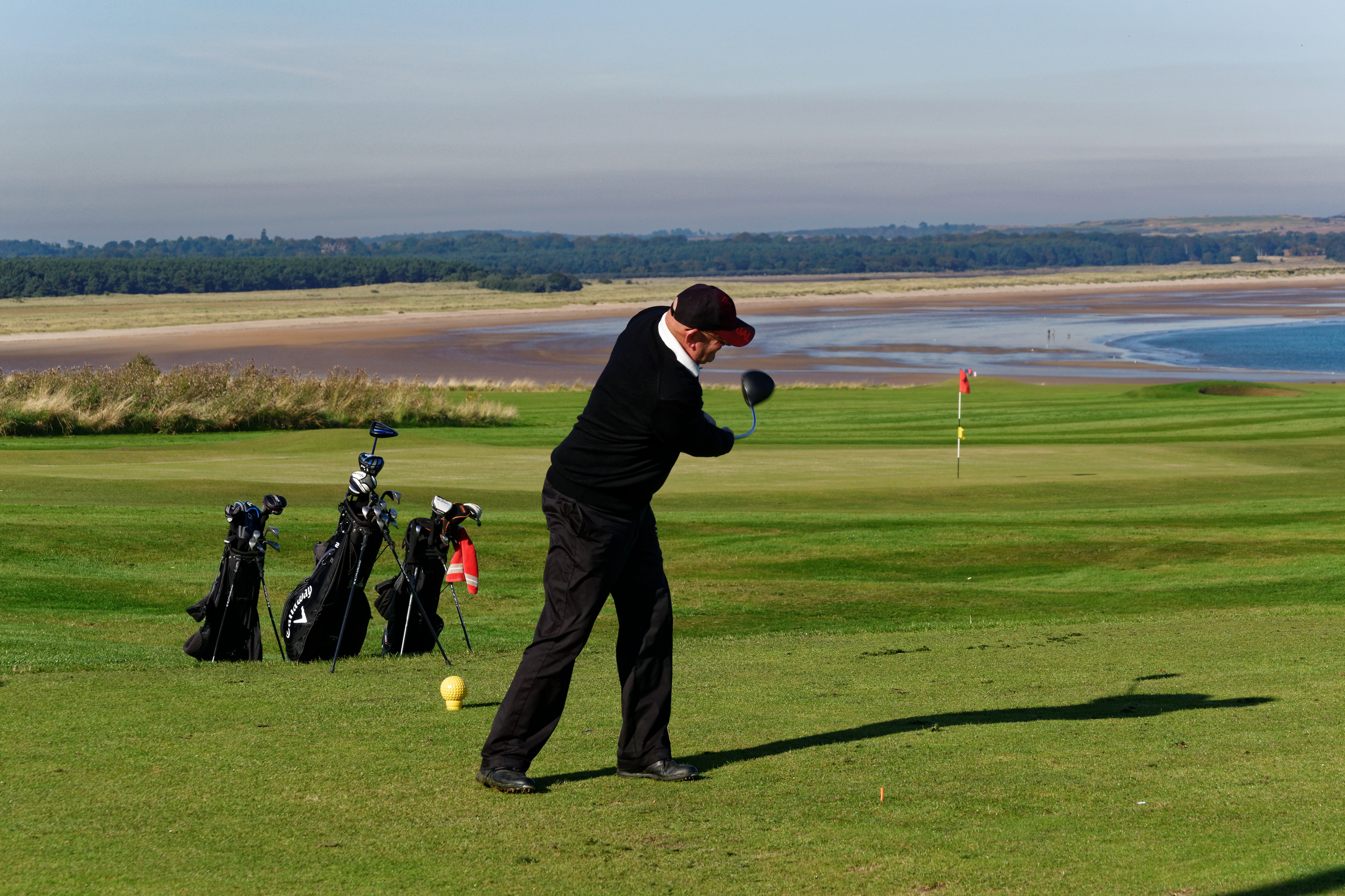 landscape, golf swing, golf buggy, activity, green - golf course, golf, player, sea, one person, full length, course, golf club, recreation, swinging, active, HD Wallpaper