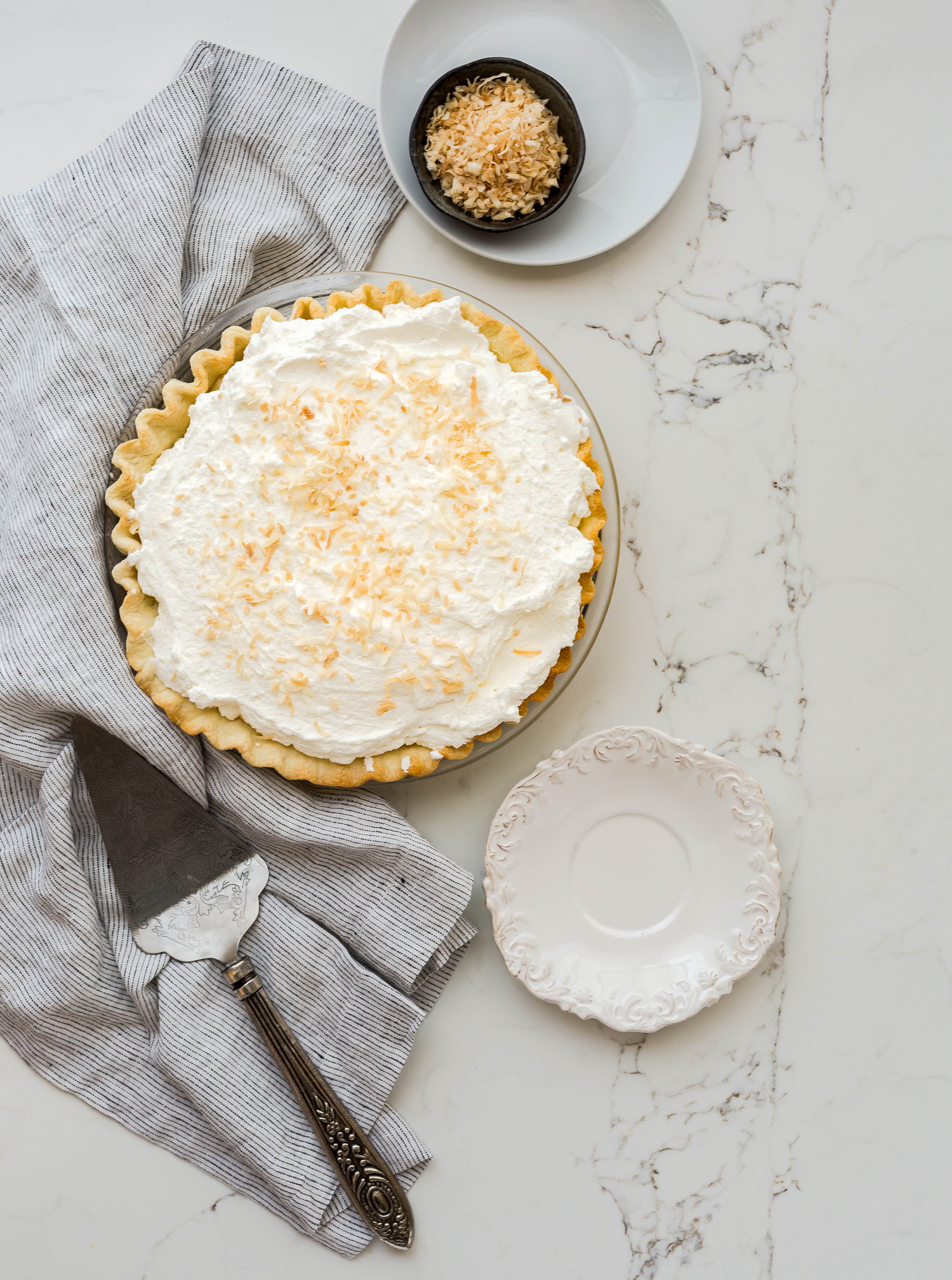 lovely food, breakfast, dairy product, towel, indoors, kitchen utensil, coconut cream pie, thanksgiving, high angle view, food, ready-to-eat, beautiful food, Phone HD Wallpaper