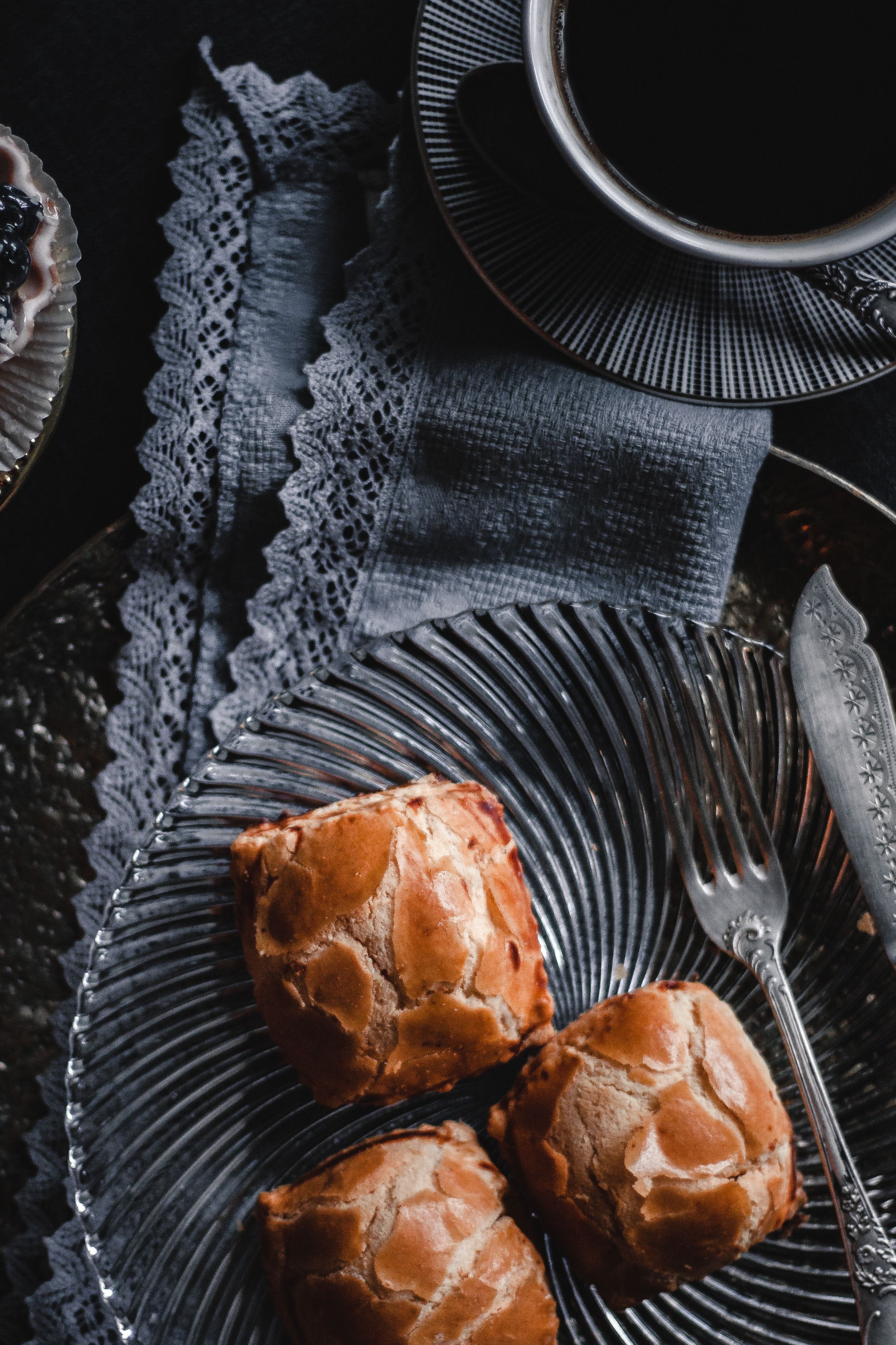 pastry, food and drink, high angle view, plate, buns, delicious, still life, baked, sweet food, no People, unhealthy eating, ready-to-eat, dark, cream cheese, Phone HD Wallpaper