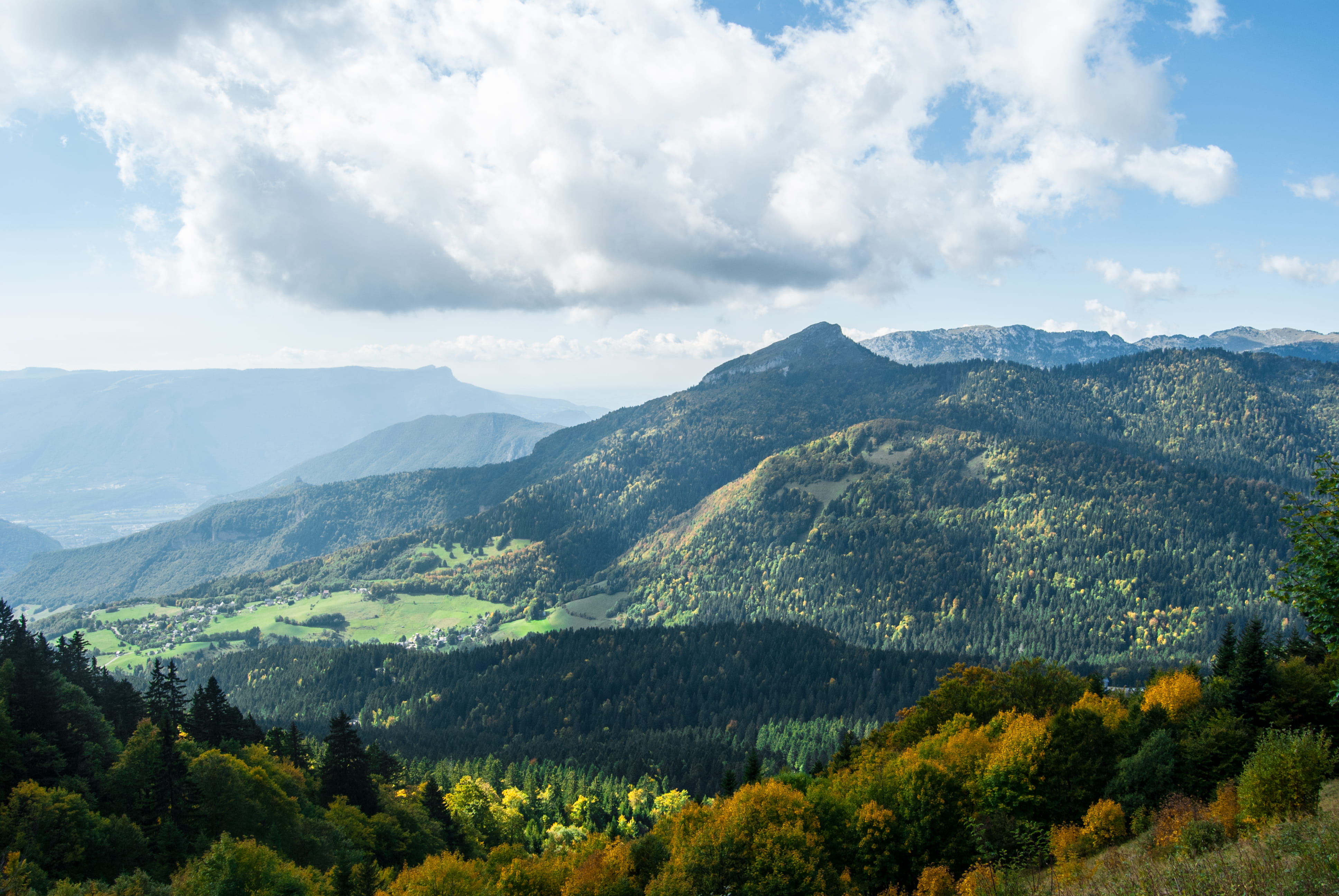 cloud - sky, trees, mountain peak, beauty in nature, non-urban scene, le sappey-en-chartreuse, day, environment, landscape, mountains, chamechaude, remote, HD Wallpaper