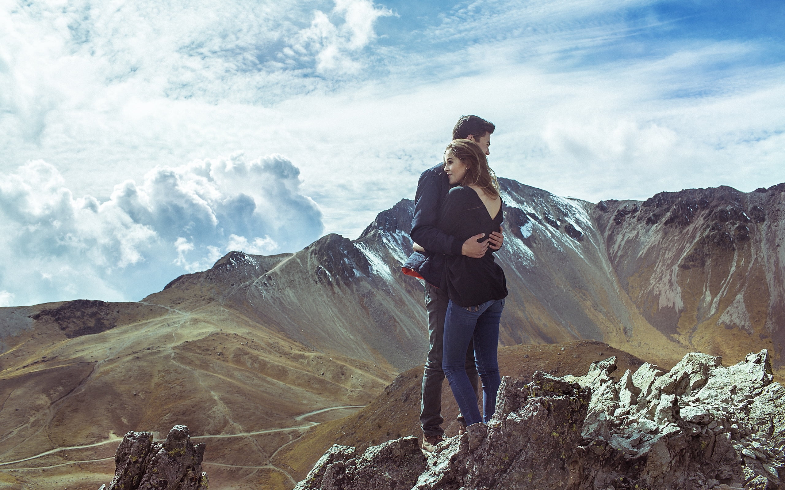sunset, couple, sport, happiness, vacations, hill, enjoyment, people, s, sky, copy Space, tourism, tourist, mountains, backpack, travel Destinations, travel, HD Wallpaper