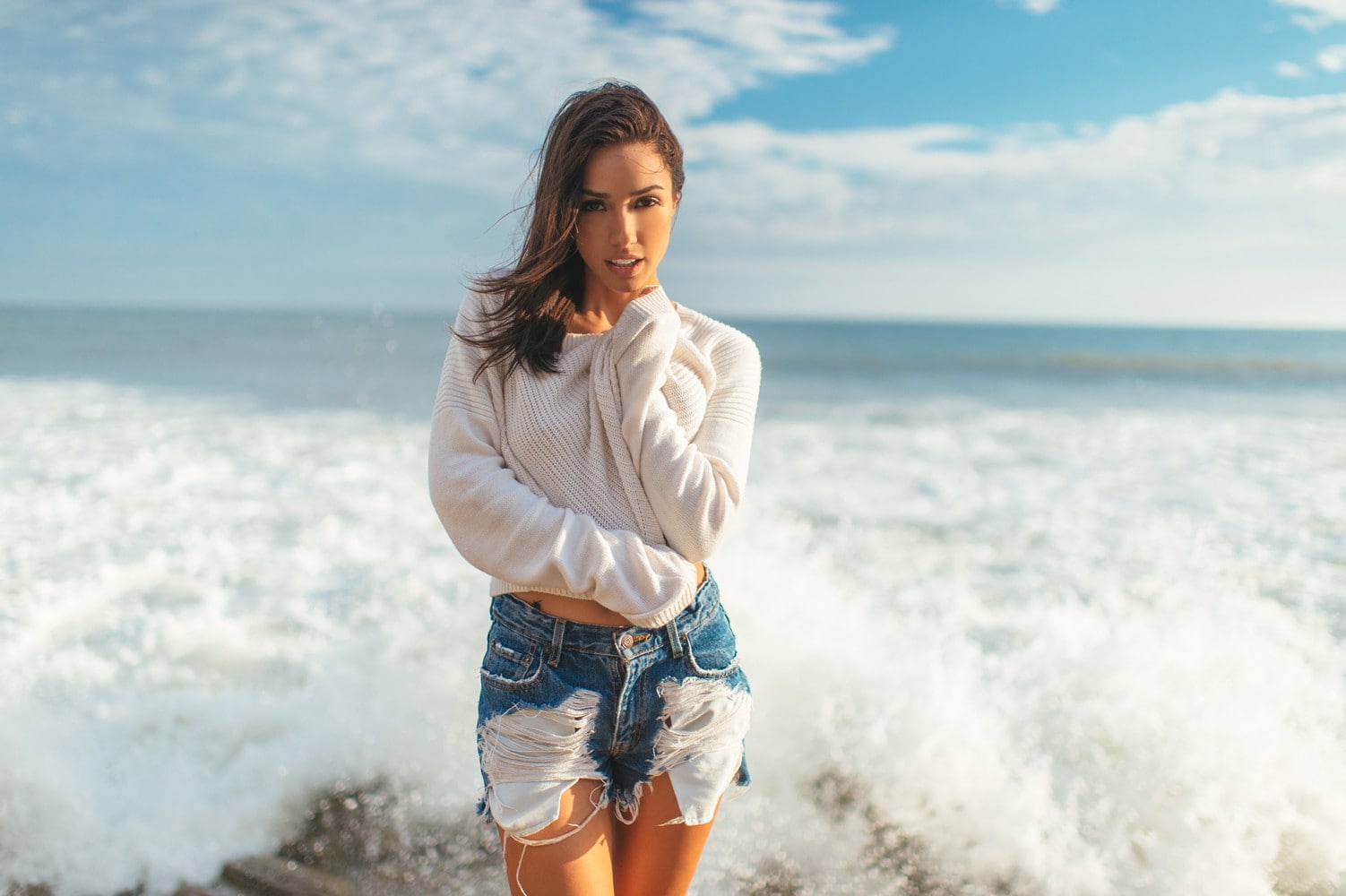 Jean Shorts, Women Outdoors, women, 720P, brunette, Michele Maturo, beach, HD Wallpaper