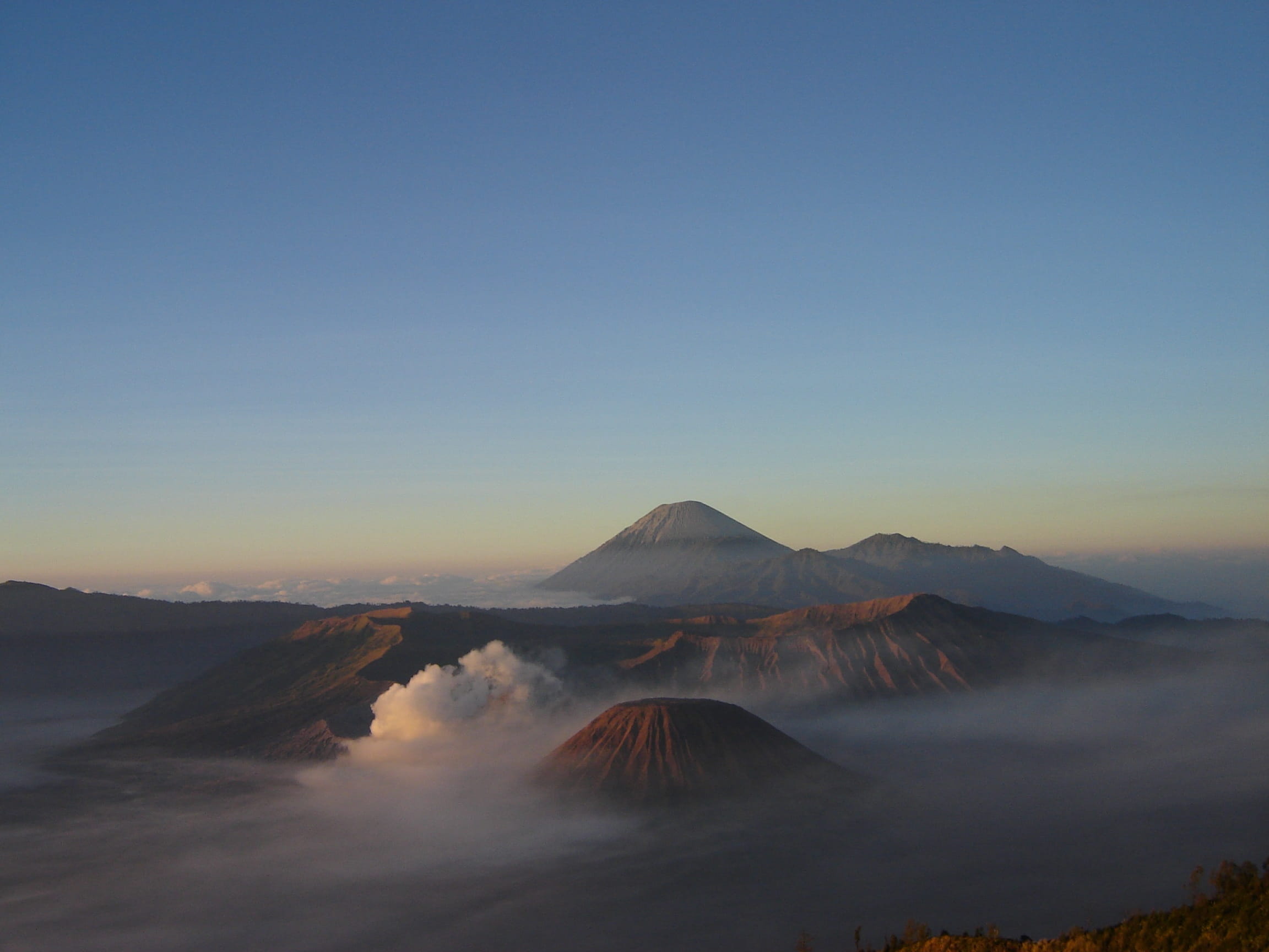 scenics - nature, scenic, panoramic, tranquility, physical geography, adventure, morning, smog, crater, park, scenics, mountain range, Indonesia, Java, HD Wallpaper
