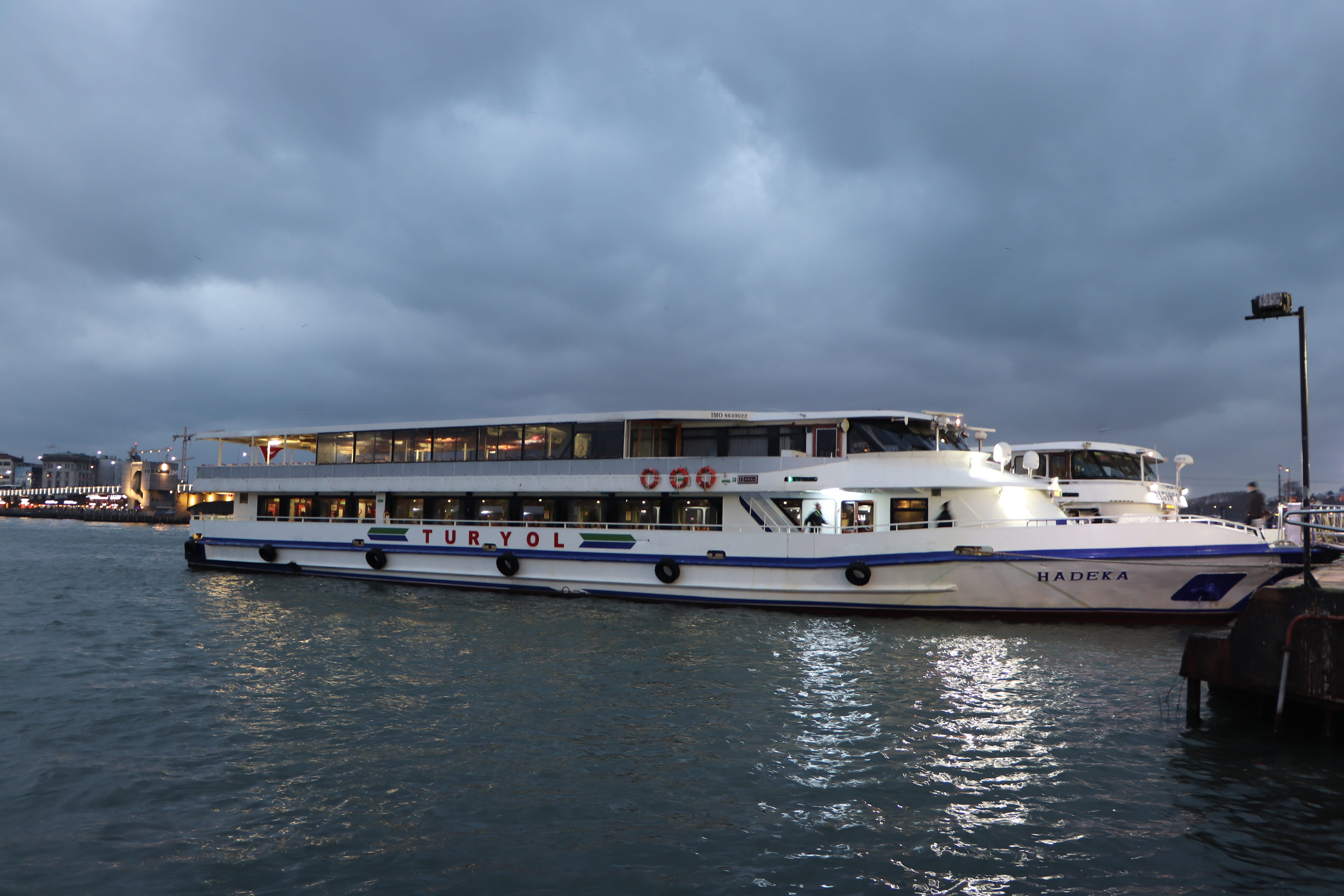 sky, eminönü, craft, water, yacht, sea, beach, storm, fatih, nautical vessel, clouds, luxury, sunset, passenger craft, waterfront, nature, holiday, atmosphere, HD Wallpaper