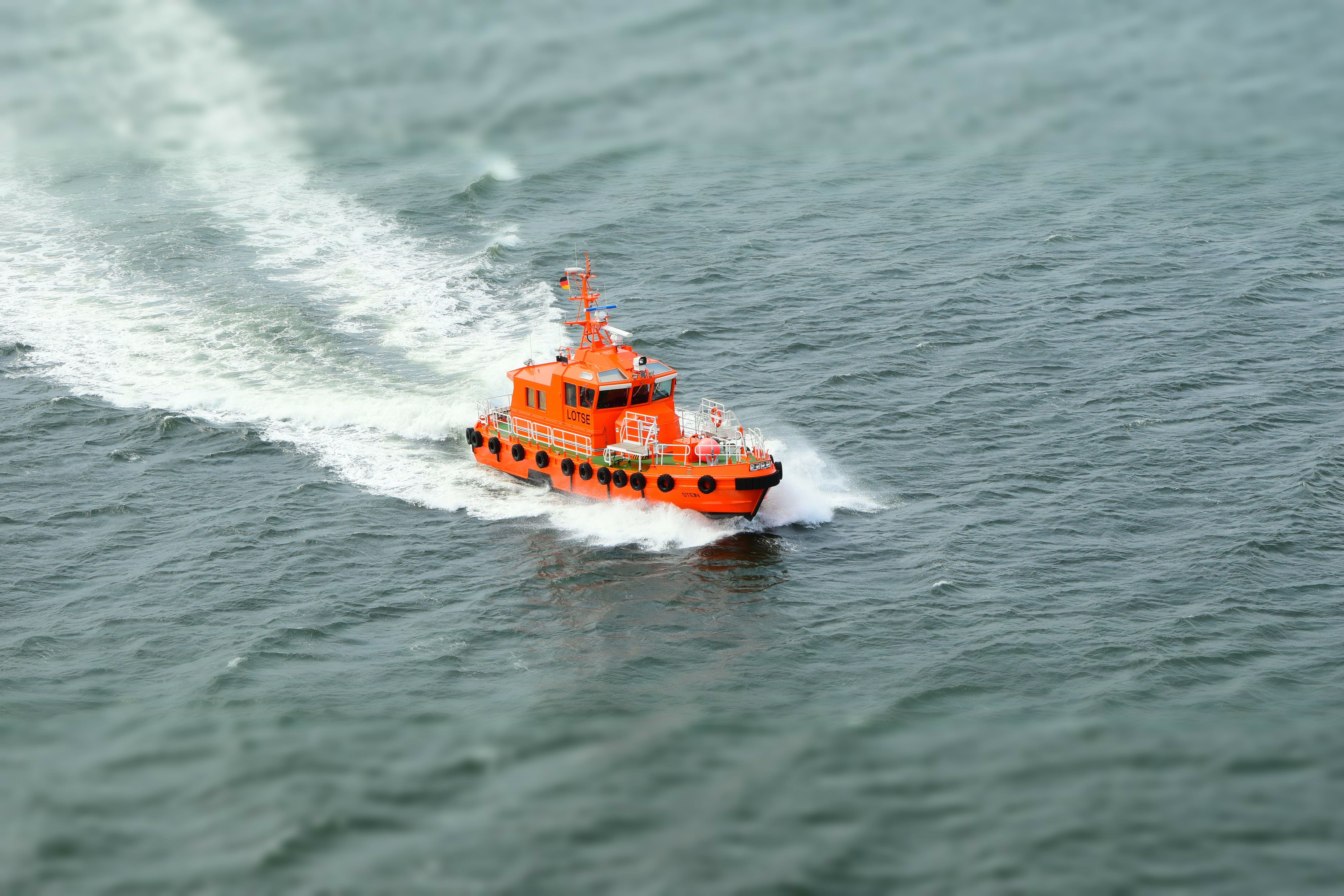 day, people, sea, high angle view, harbour entrance, transportation, lake, motion, baltic sea, travel, architecture, waterfront, 5K, emergency Services, HD Wallpaper