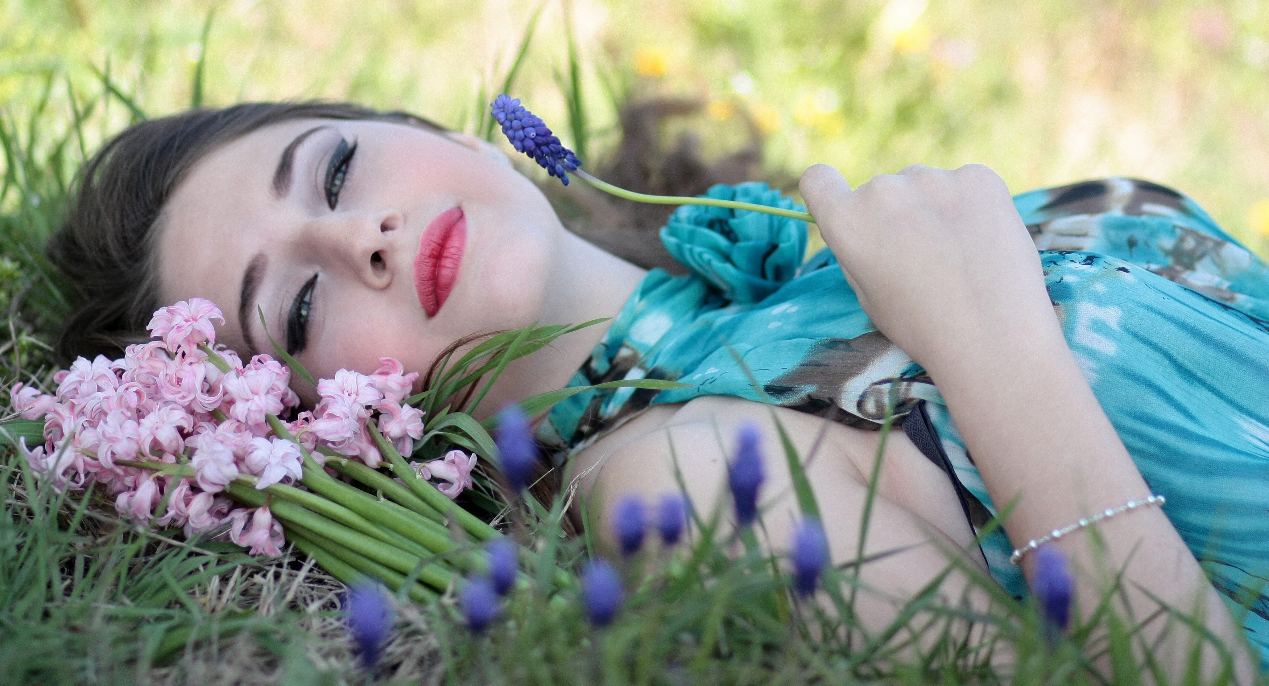 plant, eyes closed, innocence, beauty, flower, offspring, relaxation, outdoors, springtime, women, flowers, childhood, blue, field, child, brown hair, flowering plant, HD Wallpaper