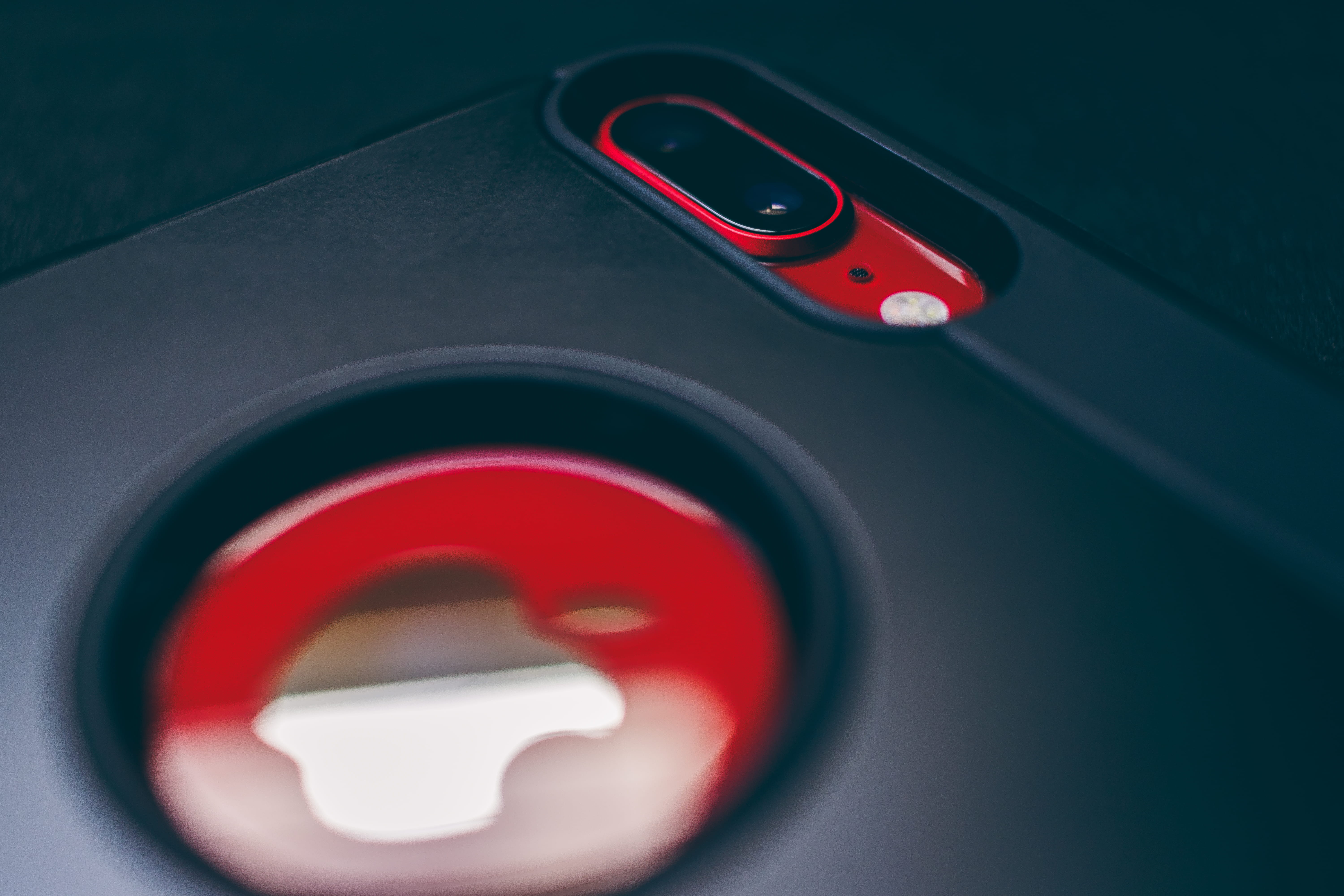 still life, communication, iphone, black, arts culture and entertainment, car, black color, shape, product, connection, new zealand, red, wireless technology, HD Wallpaper