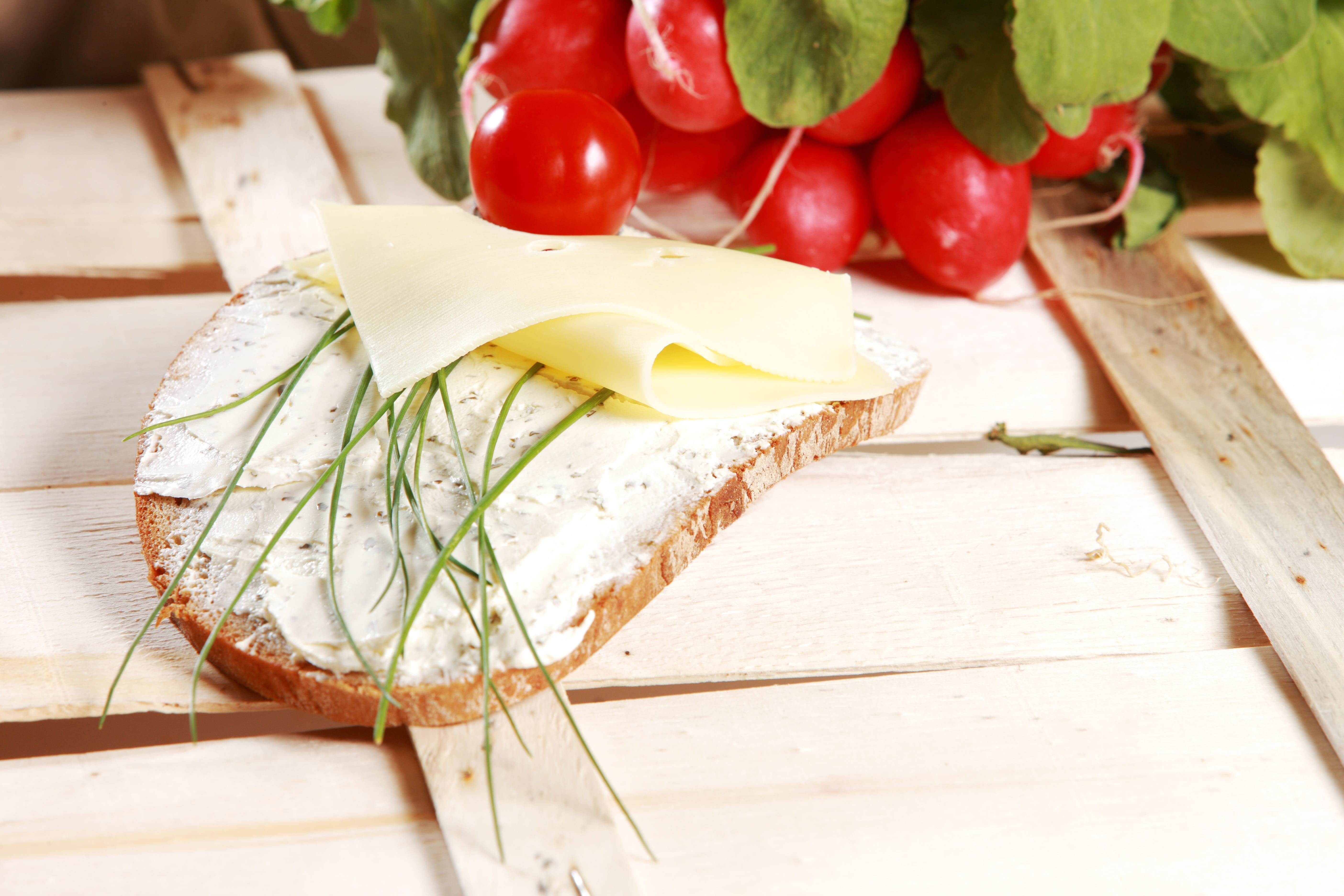 bread and butter, wood - material, fruit, box, cheese, wooden box, eat, red, radishes, indoors, chives, sandwich, chopped, vegetarian, vegetable, nutrition, HD Wallpaper