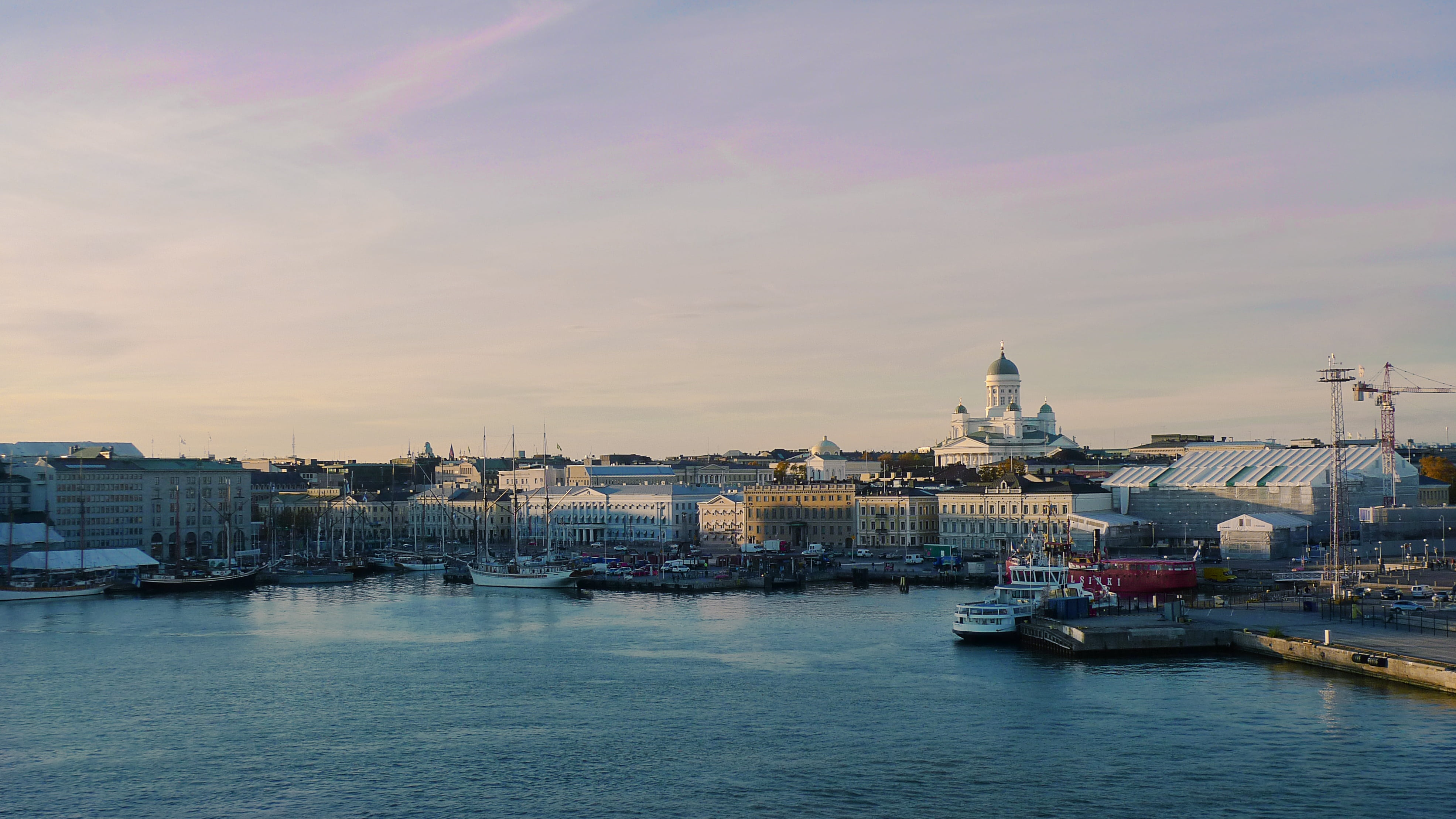 waterfront, travel, passenger craft, mode of transportation, ship, buildings, sea, boats, travel destinations, outdoors, city, religion, transportation, HD Wallpaper