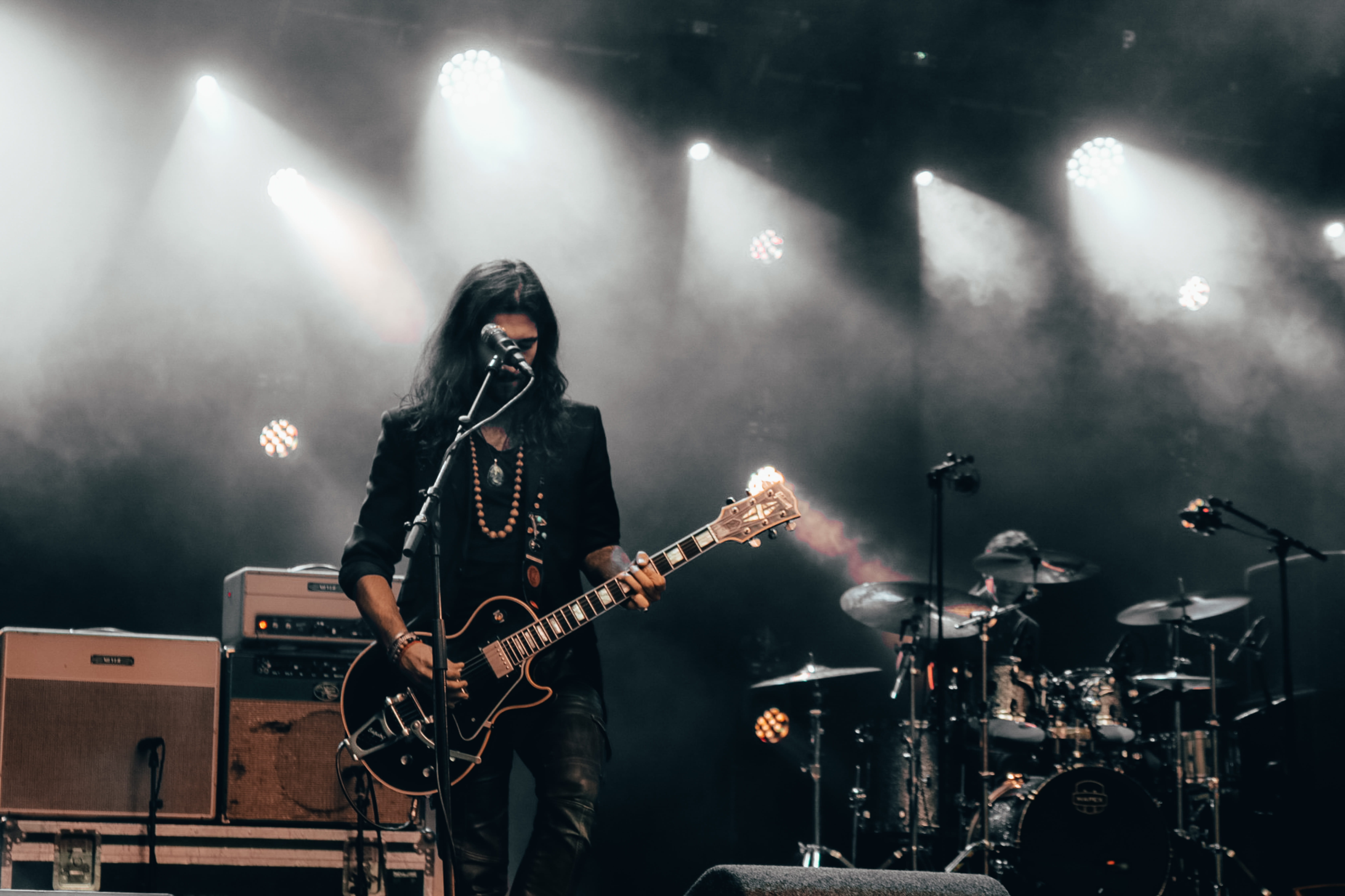 stappen en shoppen, music festival, music, light, photography, musical instrument, artist, musician, grey, arts culture and entertainment, concert, 5K, HD Wallpaper