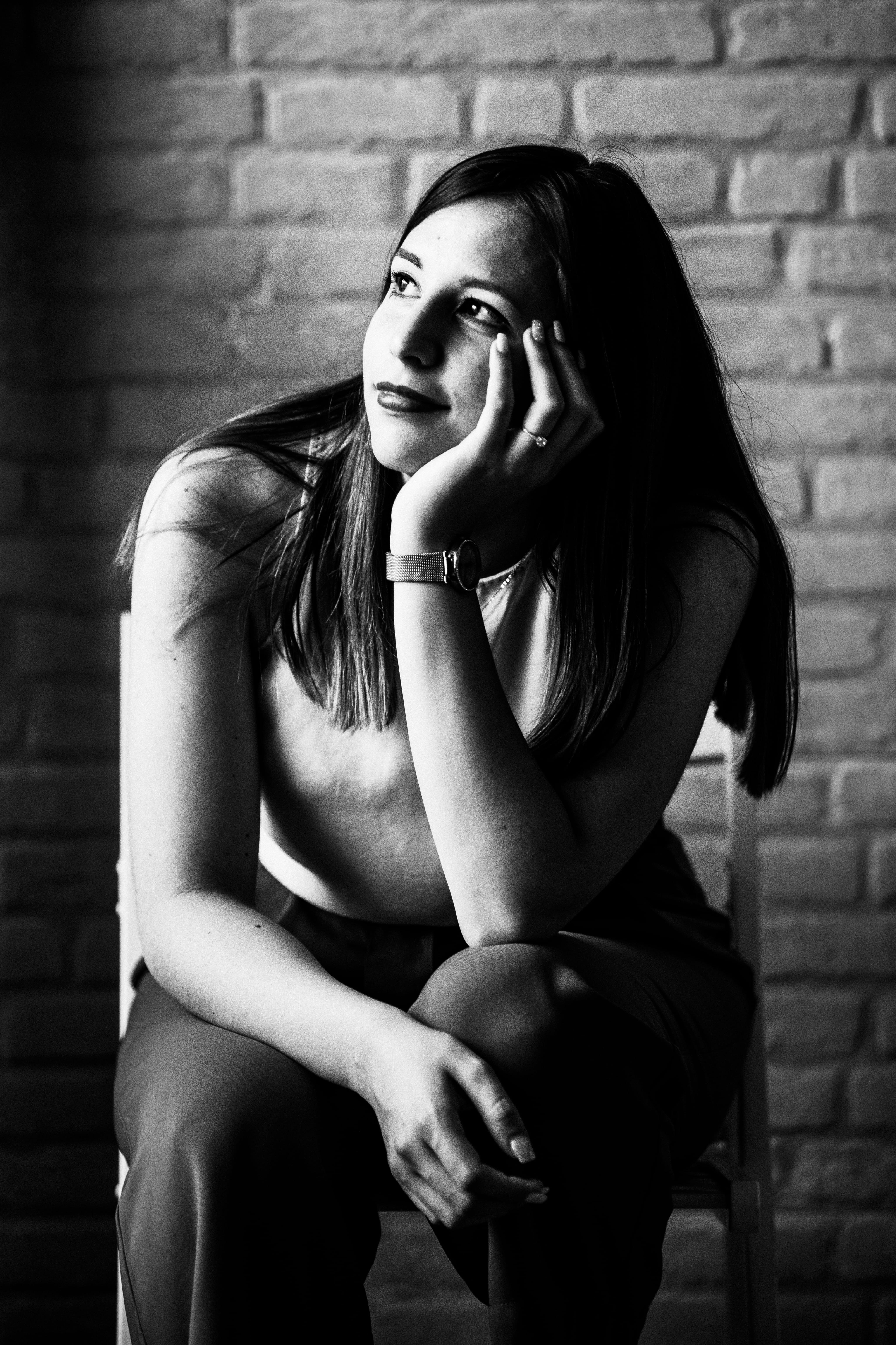 one person, model, black and white, beautiful, girl, hairstyle, young adult, portrait, three quarter length, leisure activity, sitting, fashion, thinking, Phone HD Wallpaper