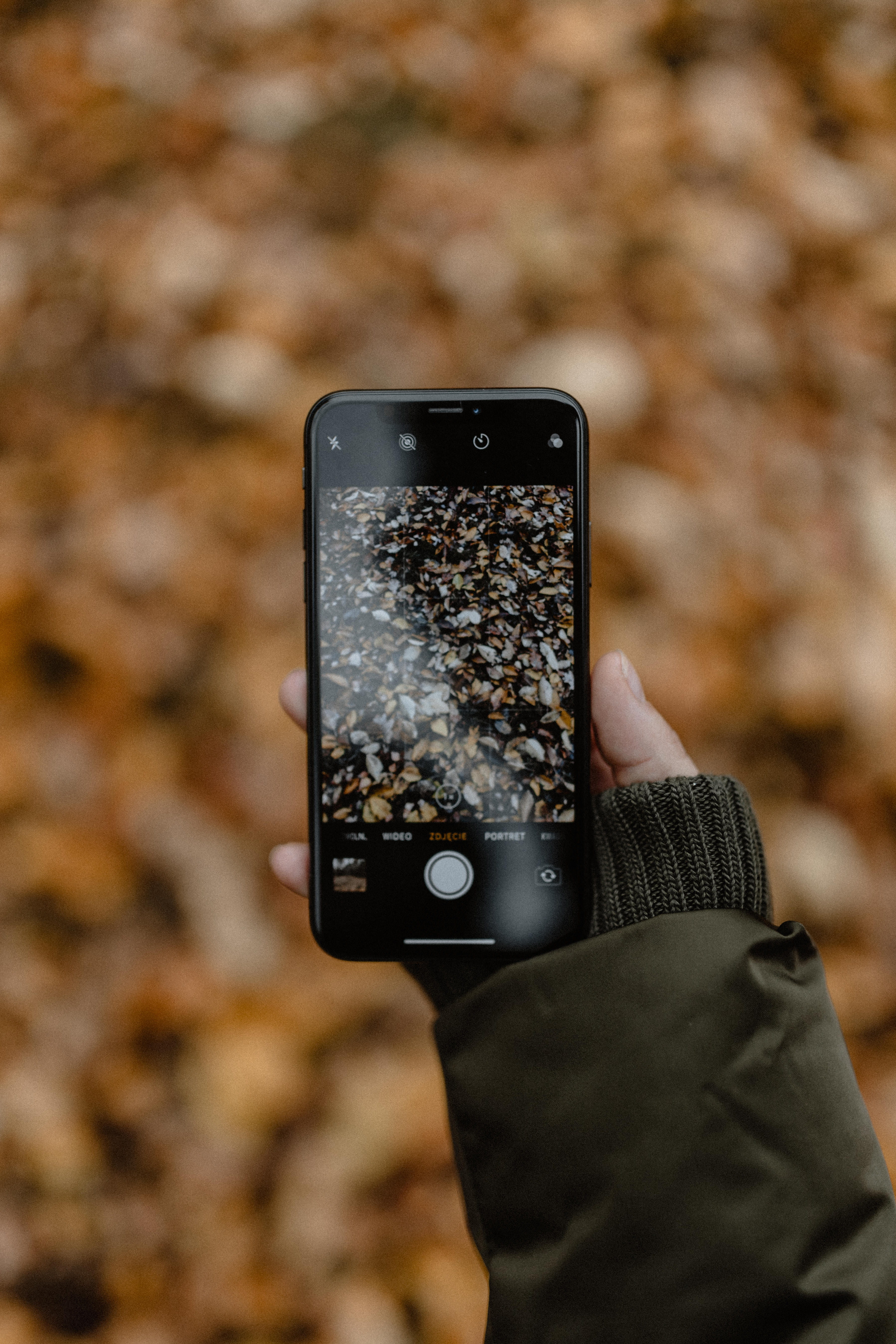 communication, one person, body part, focus on foreground, finger, 5K, foggy, wireless technology, photographing, portable information device, screen, Phone HD Wallpaper